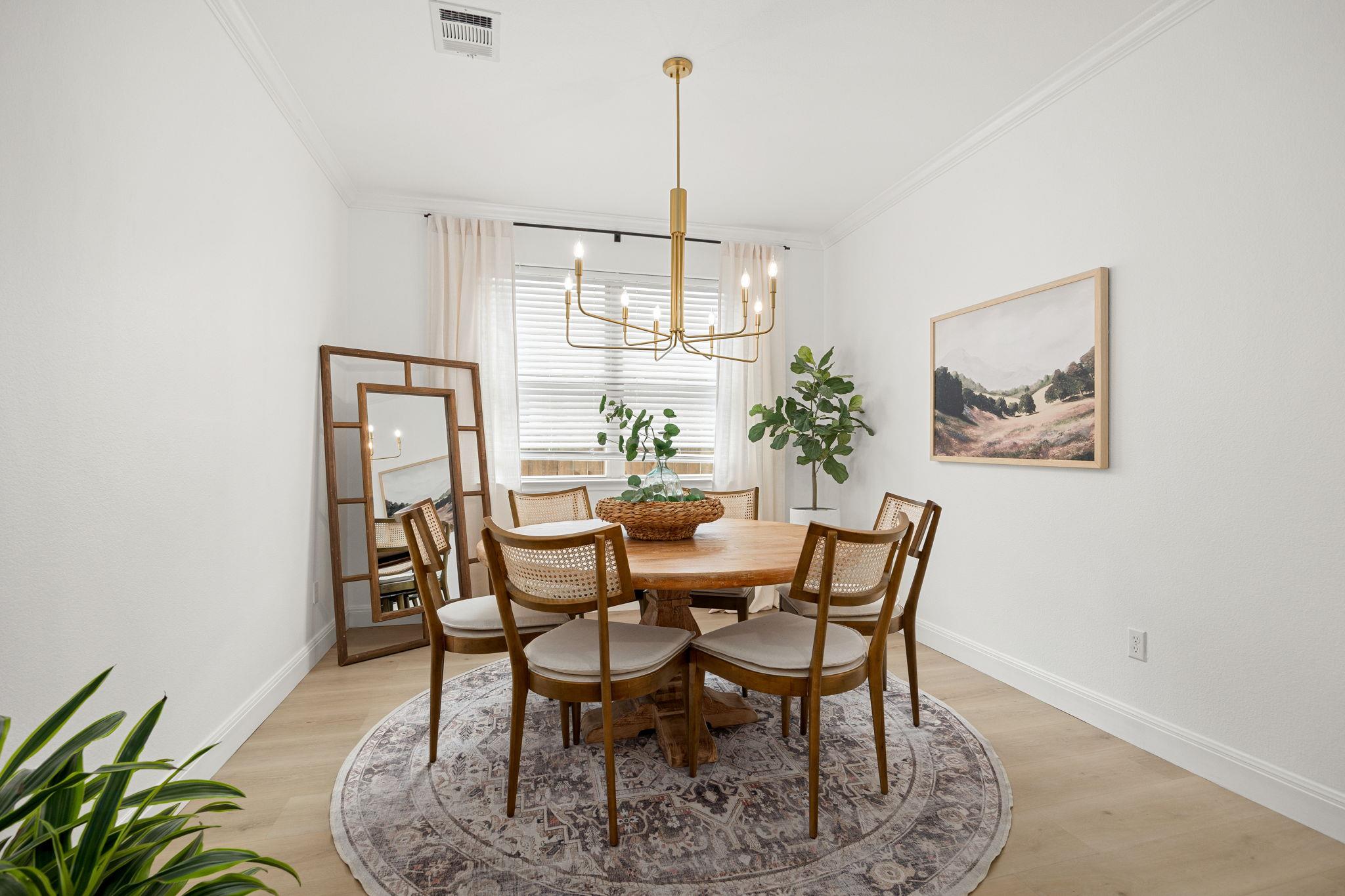 225 Pettigrew Path, Buda, TX 78610