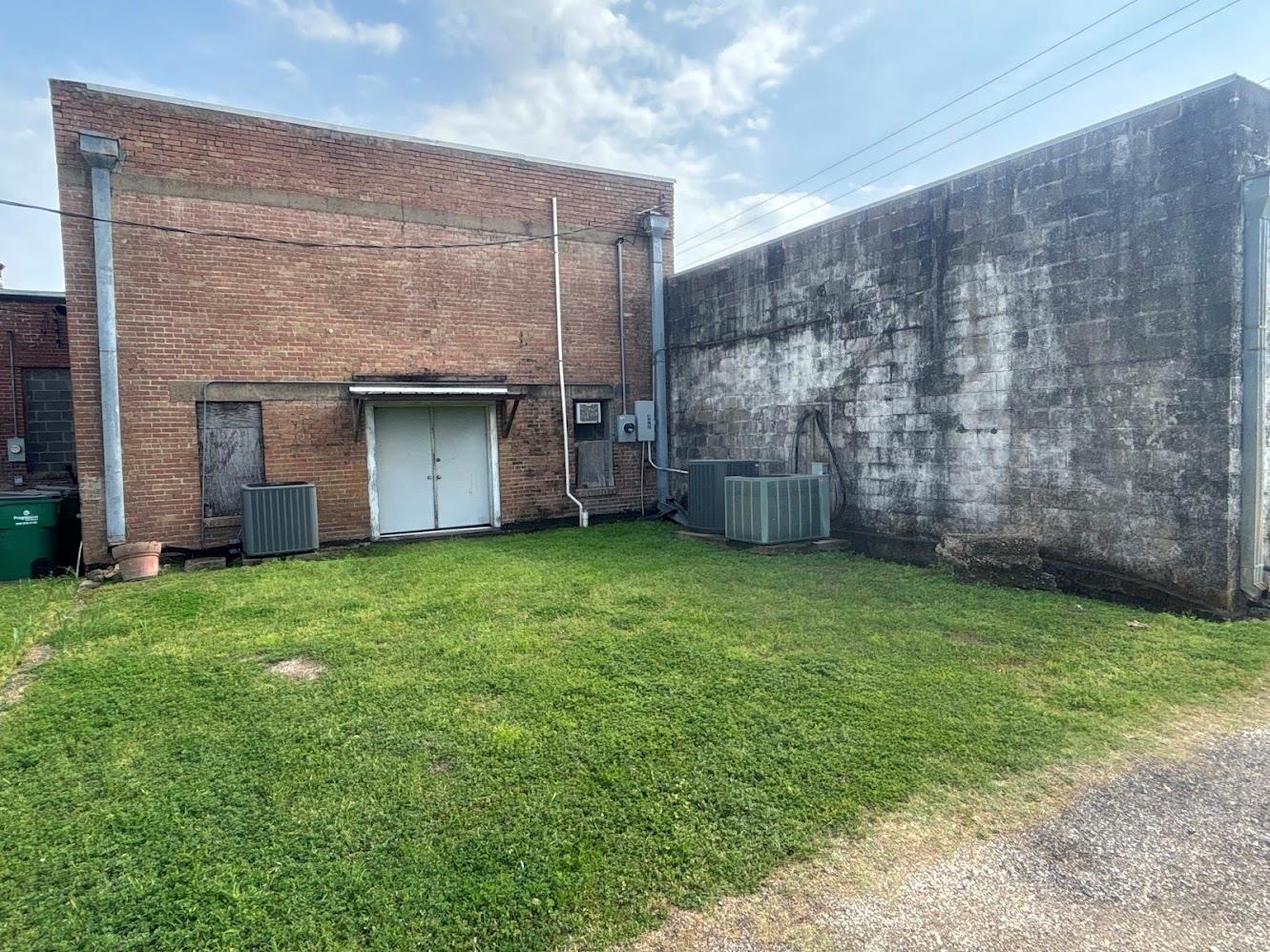 346 E MAIN ST ROSEBUD, TX 76570 St, Rosebud, TX 76570