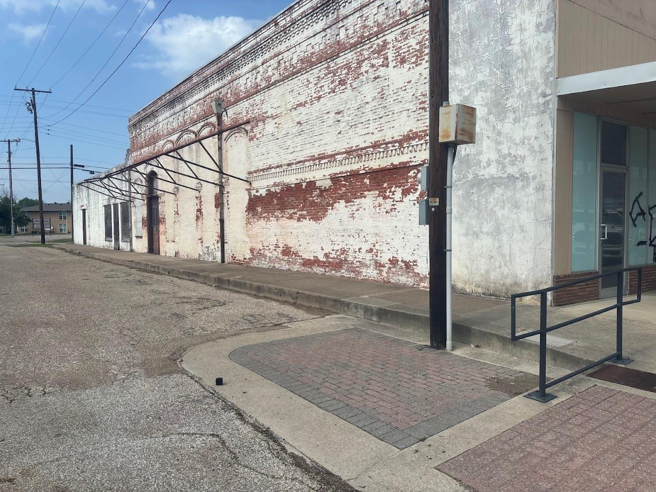 346 E MAIN ST ROSEBUD, TX 76570 St, Rosebud, TX 76570