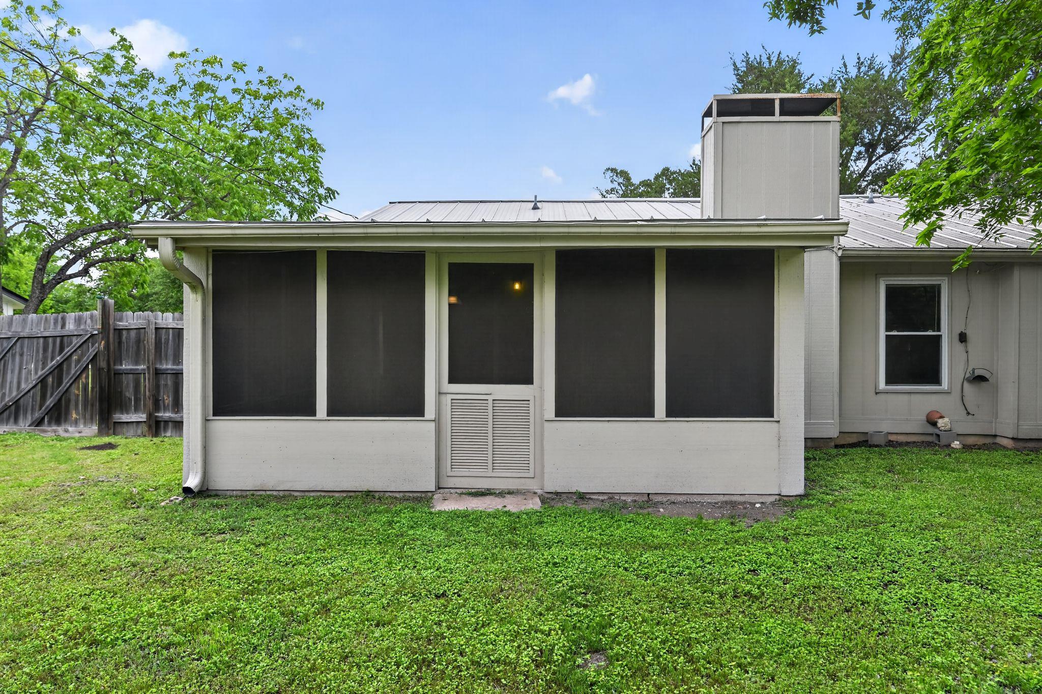 1911 Tipperary Dr, Leander, TX 78641