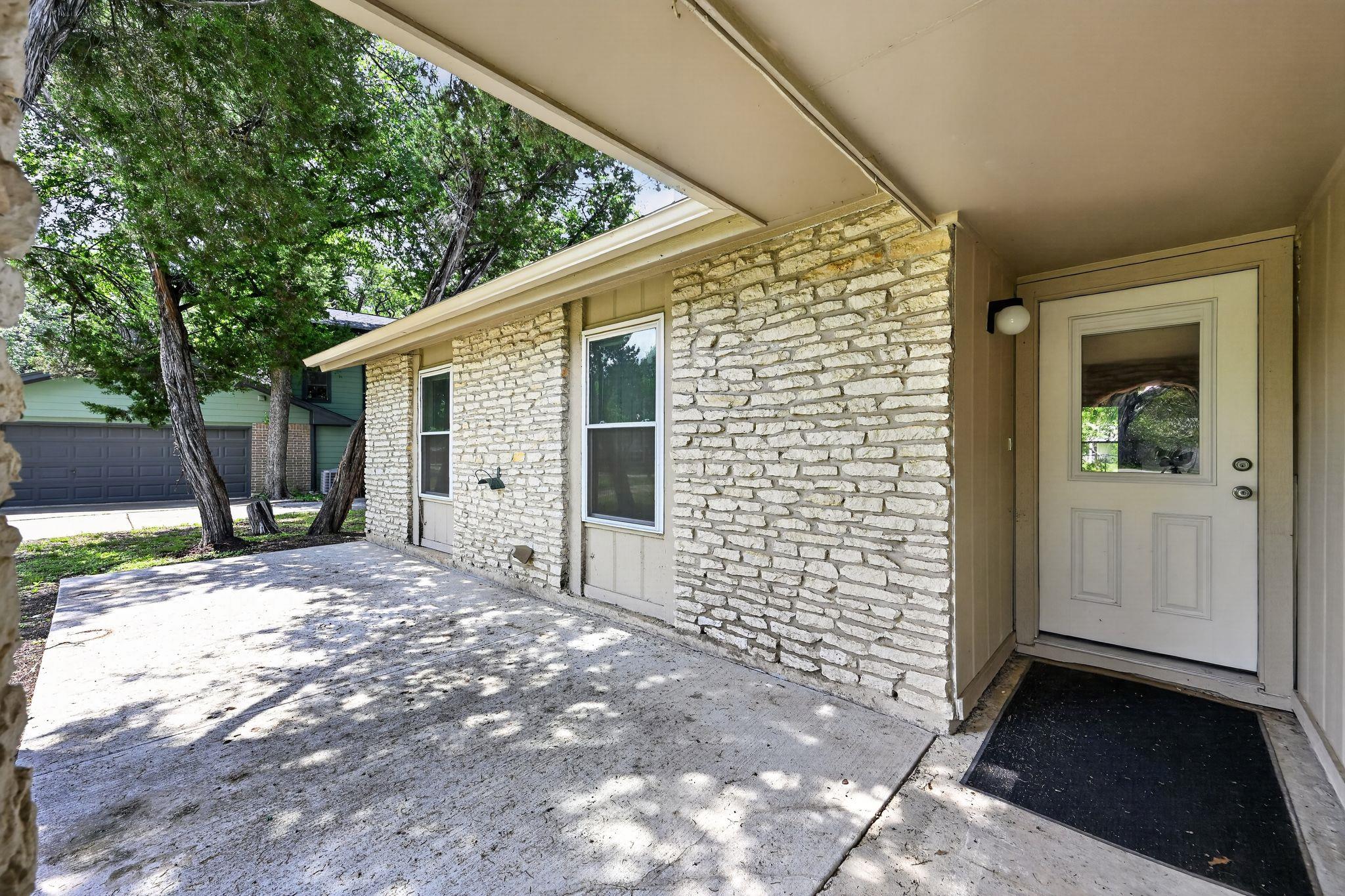 1911 Tipperary Dr, Leander, TX 78641