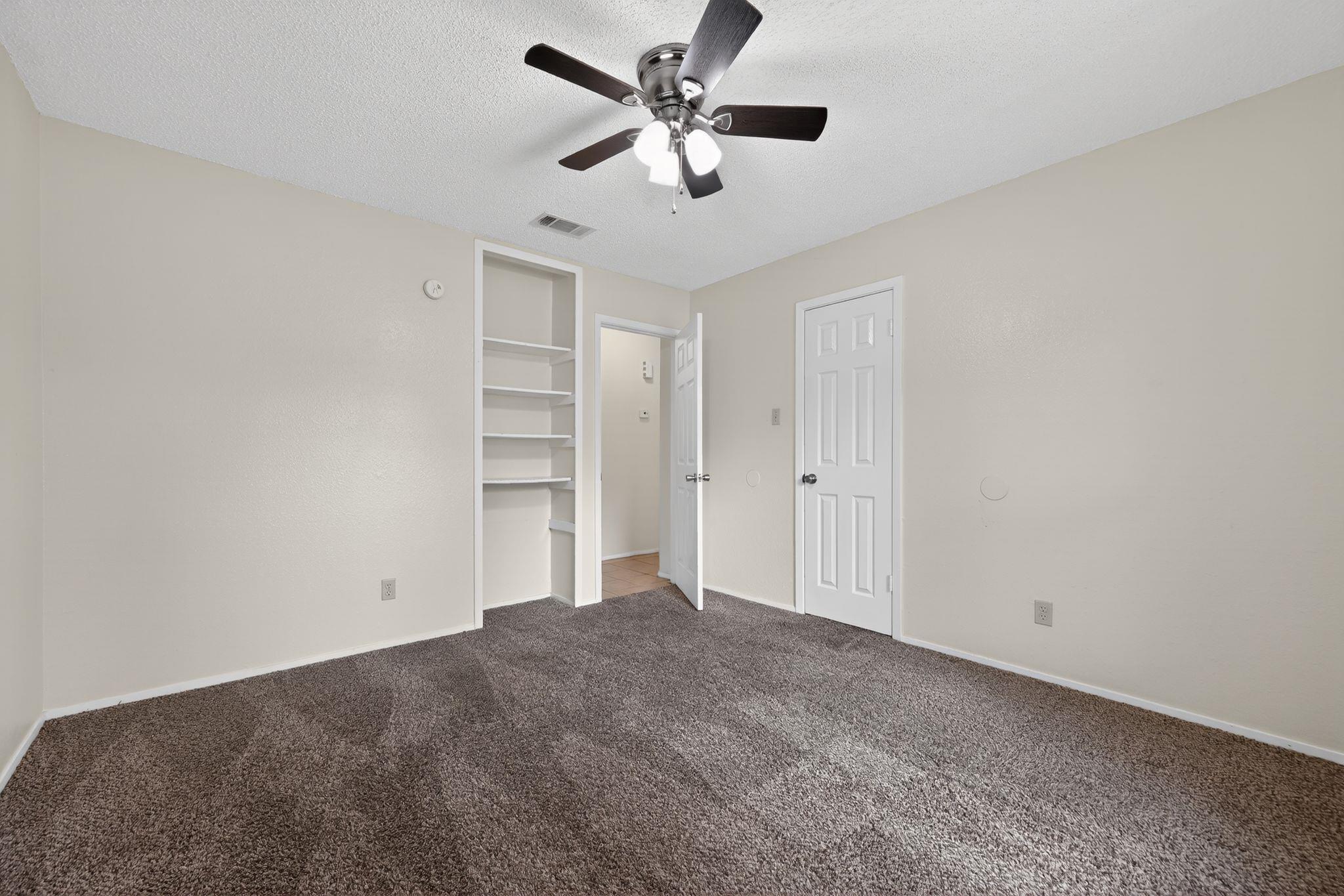 1911 Tipperary Dr, Leander, TX 78641