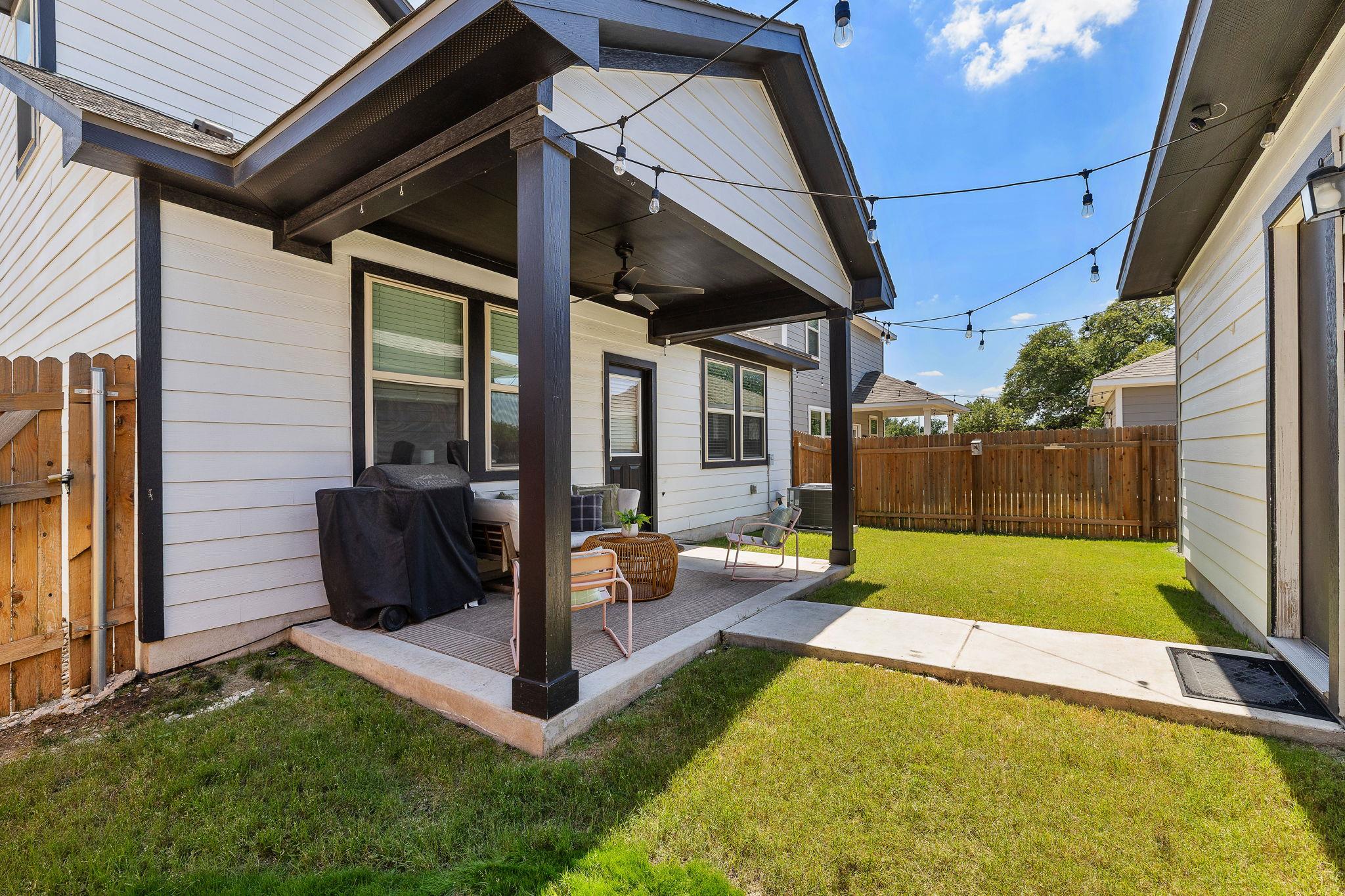 1923 Pecan Island Dr, Leander, TX 78641