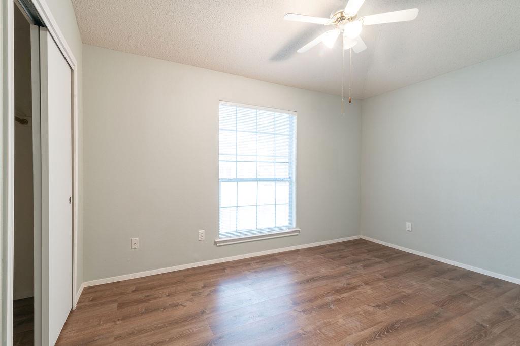 1902 Hollow Tree Blvd, Round Rock, TX 78681