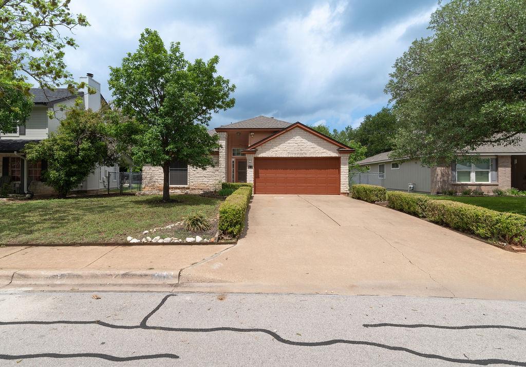 1902 Hollow Tree Blvd, Round Rock, TX 78681