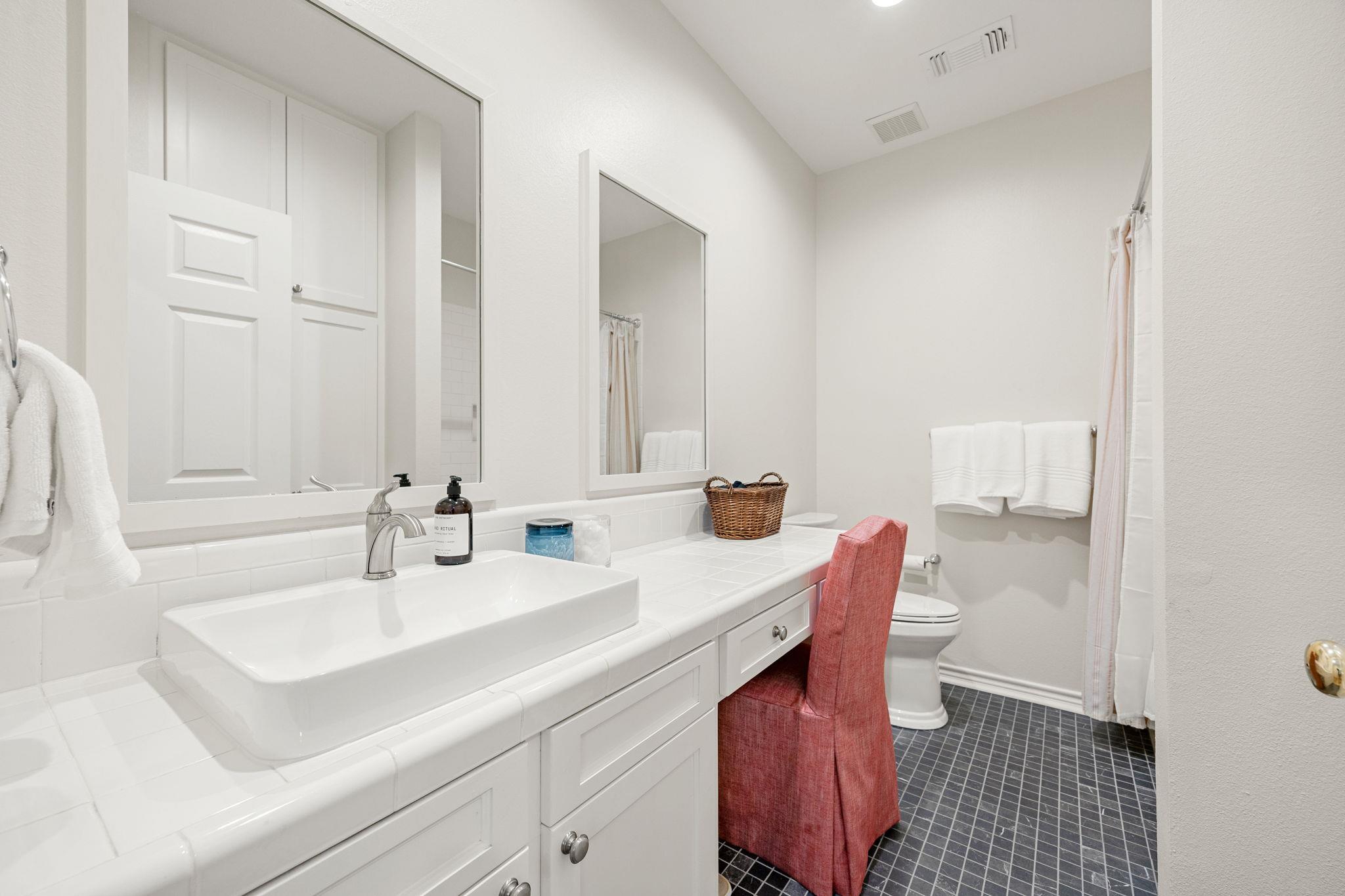 12900 Newberg Rd, Cat Spring, TX 78933