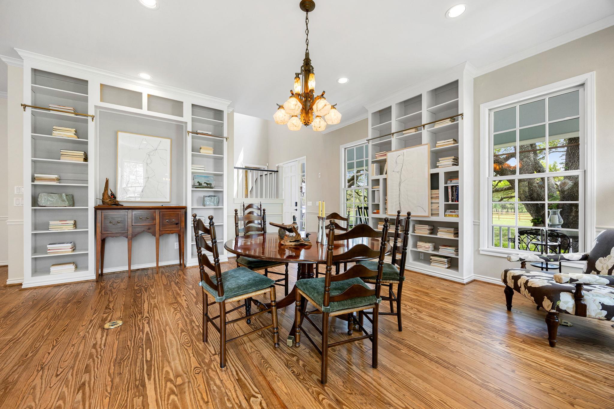 12900 Newberg Rd, Cat Spring, TX 78933