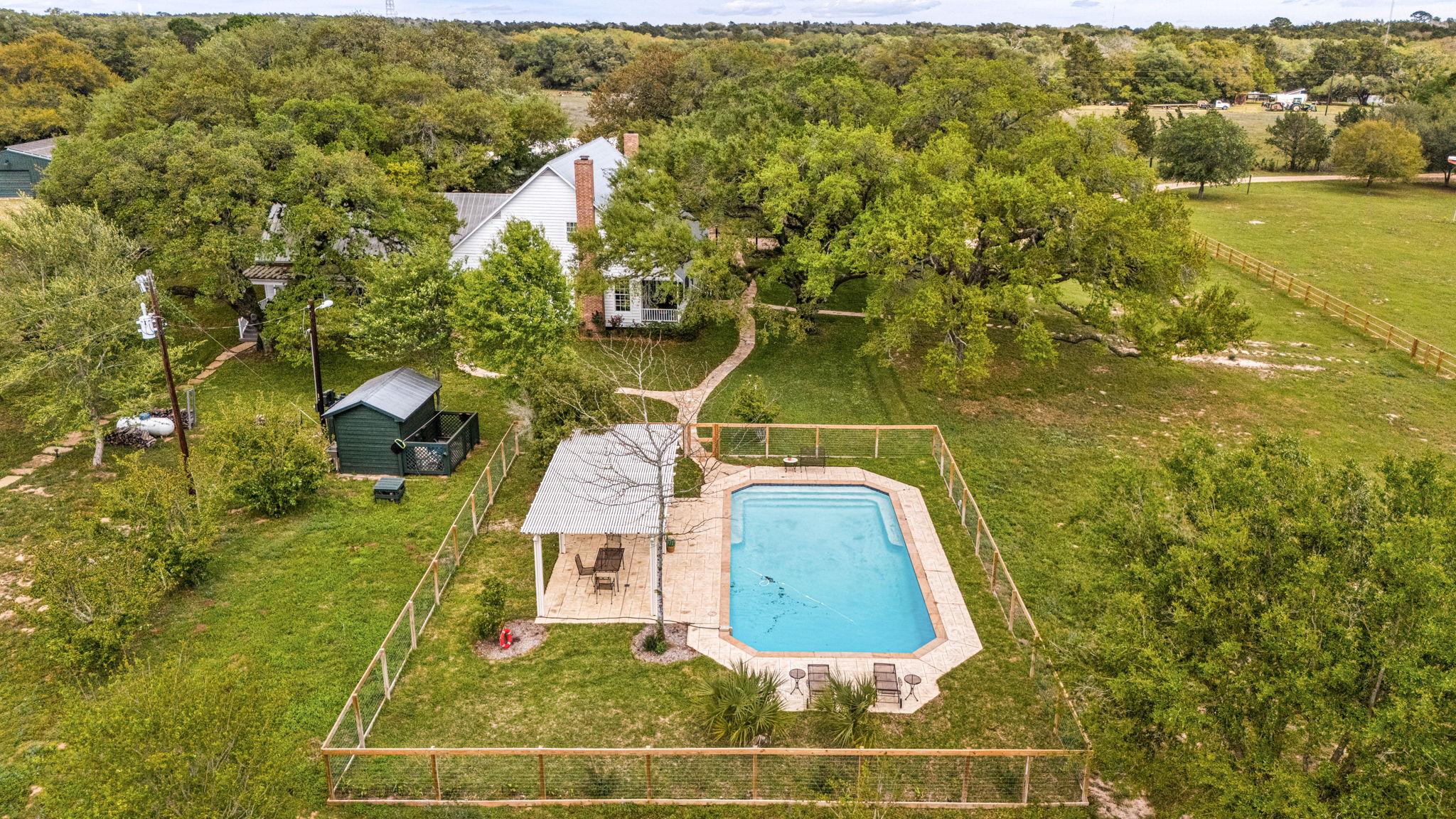 12900 Newberg Rd, Cat Spring, TX 78933