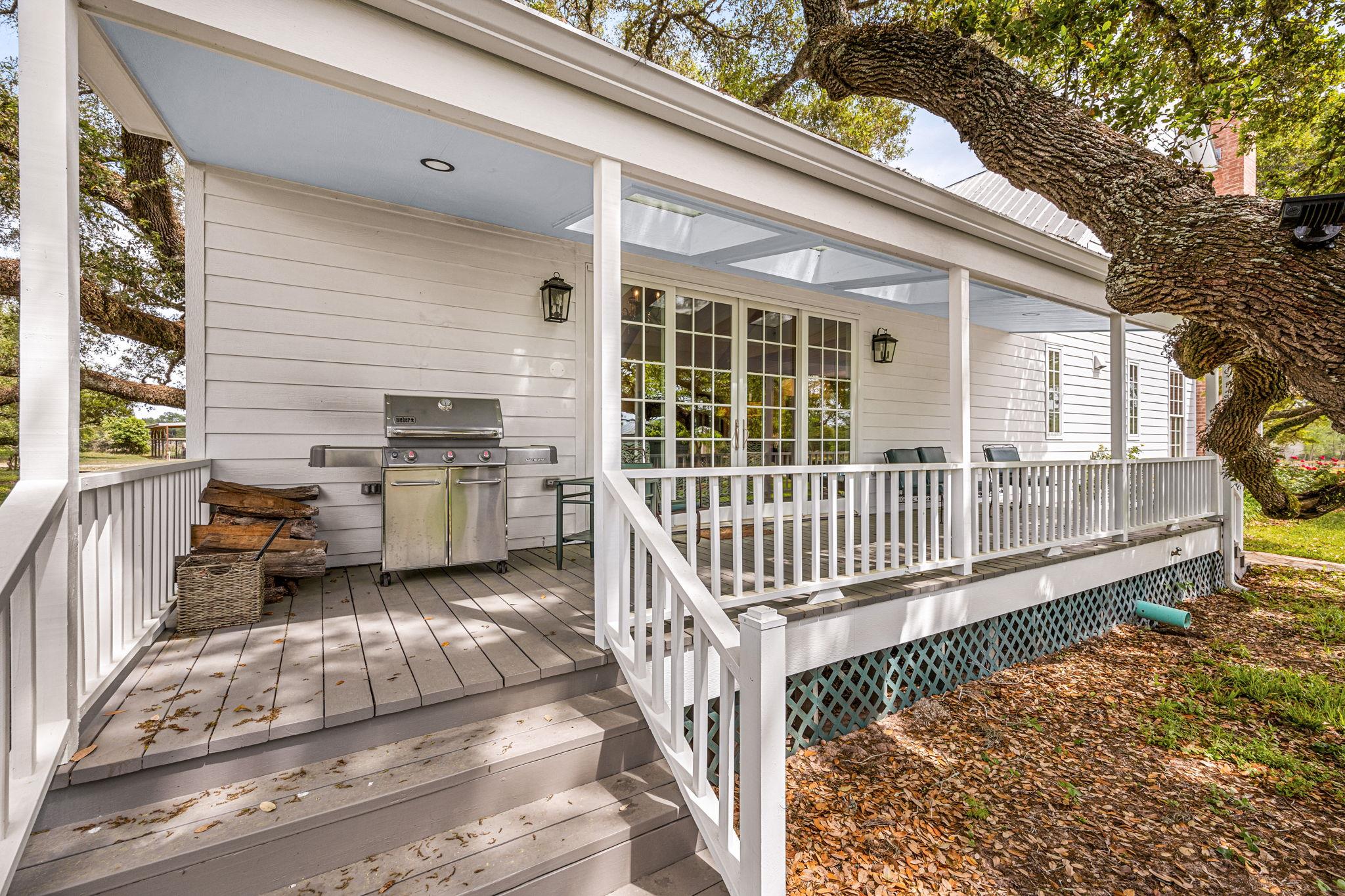 12900 Newberg Rd, Cat Spring, TX 78933