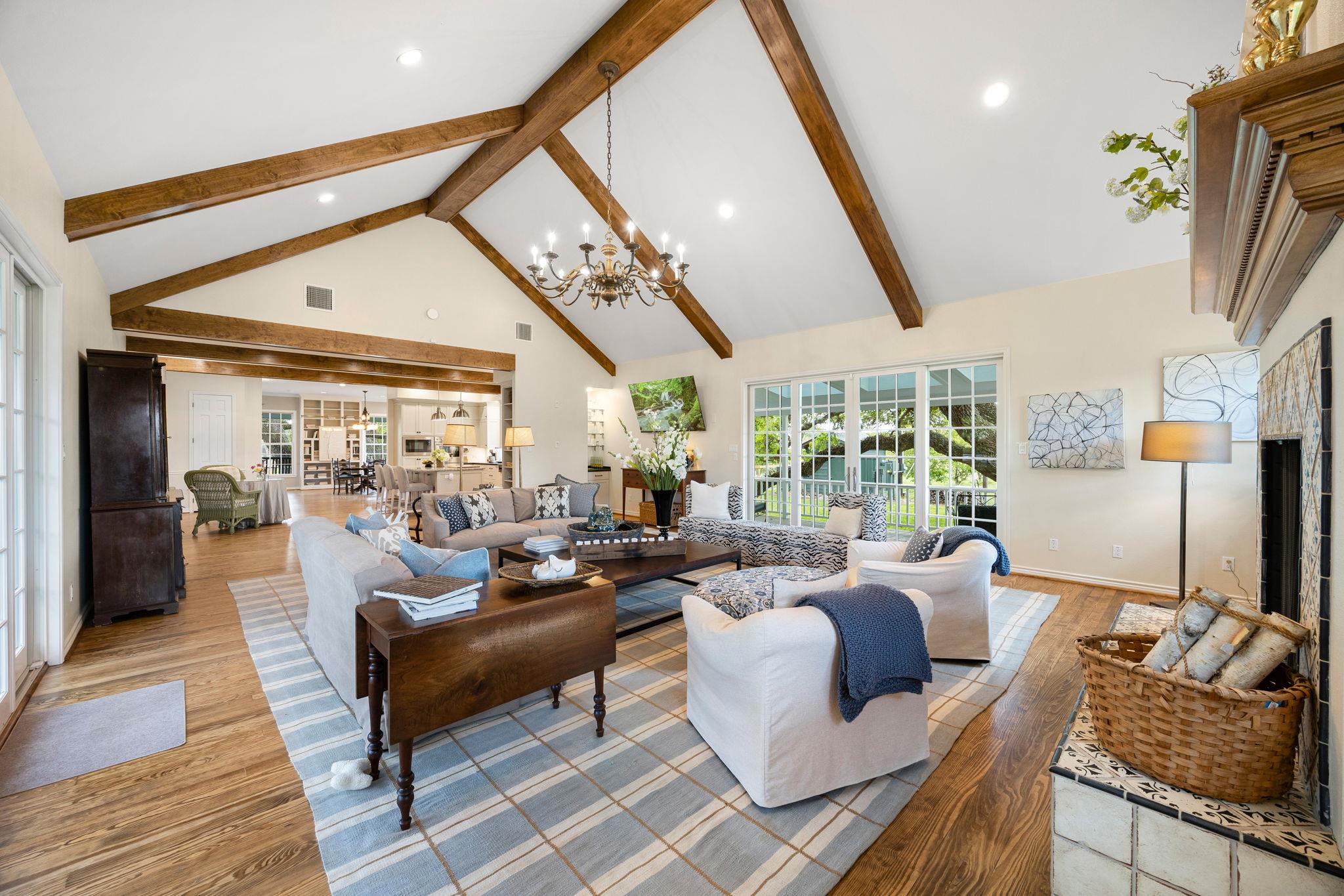 12900 Newberg Rd, Cat Spring, TX 78933