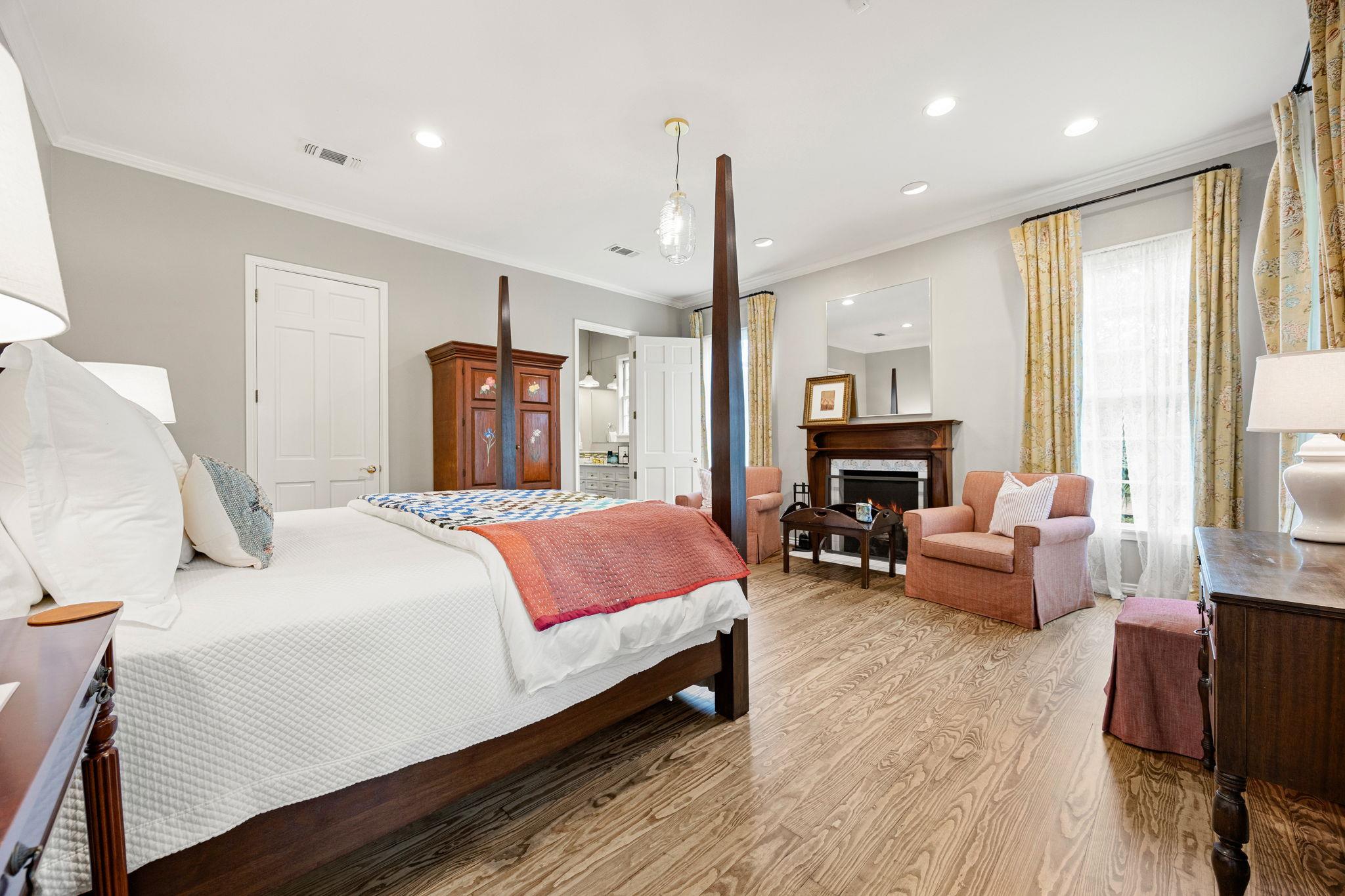 12900 Newberg Rd, Cat Spring, TX 78933