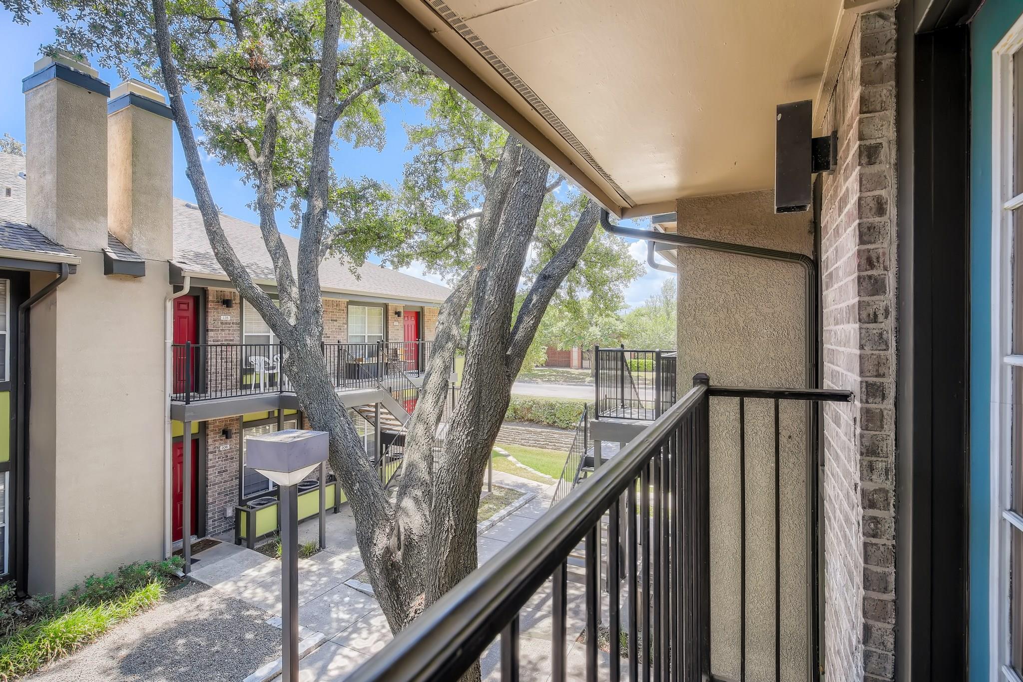 7685 Northcross Dr # 323, Austin, TX 78757