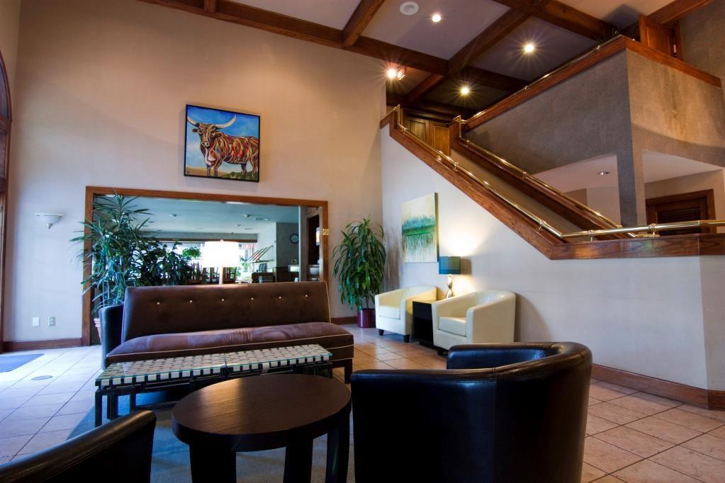 7685 Northcross Dr # 323, Austin, TX 78757