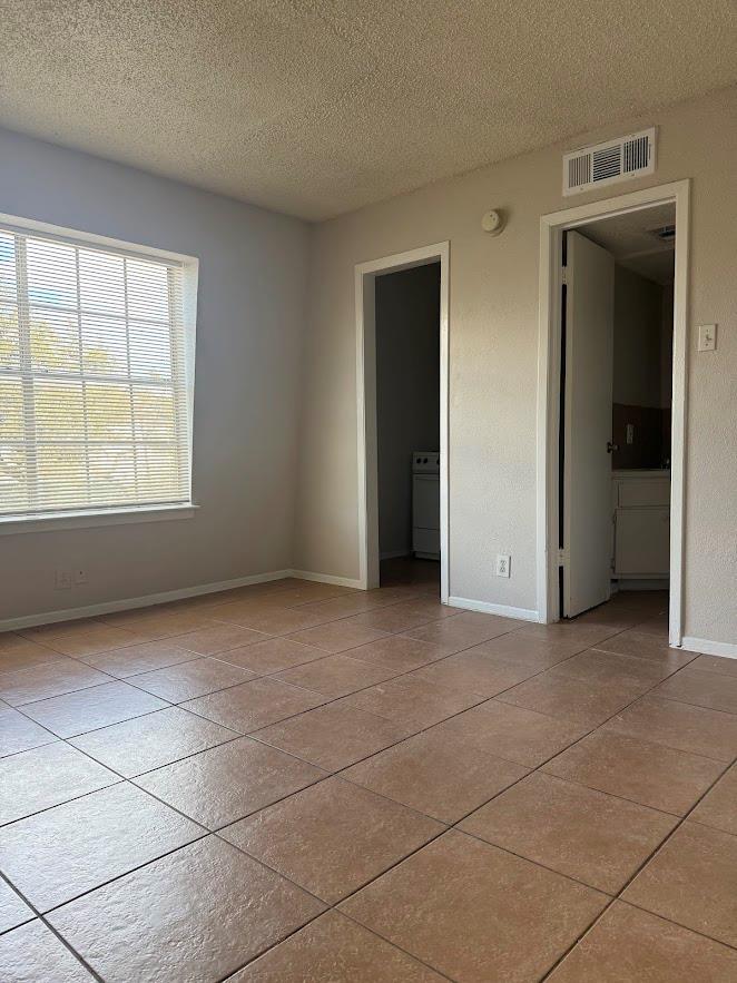 311 E 31st St # 303B, Austin, TX 78705