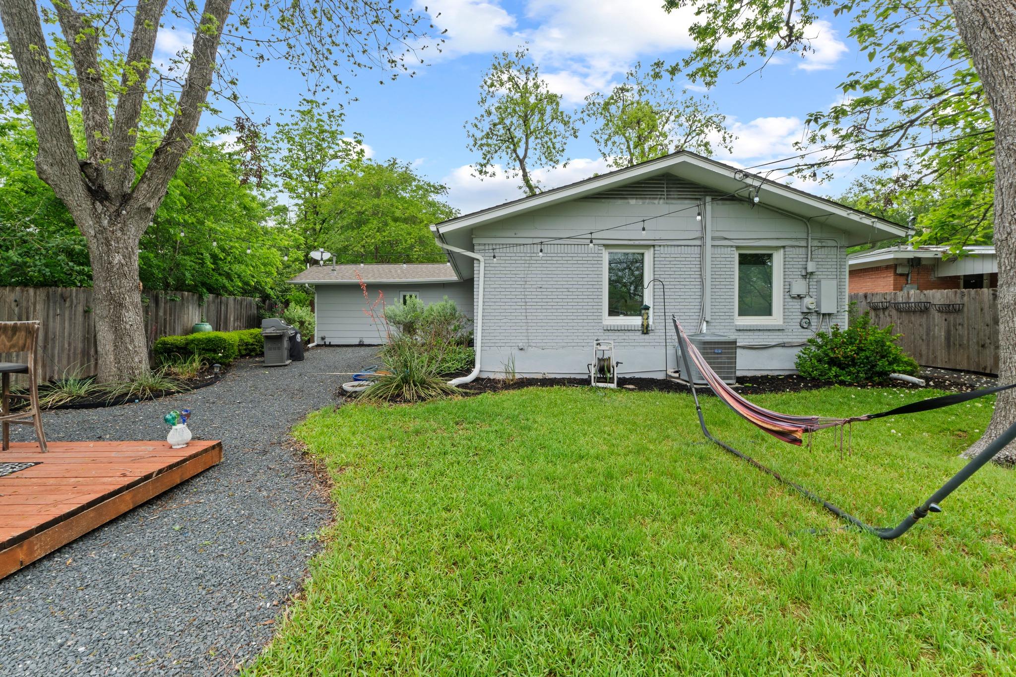 1301 Ridgemont Dr, Austin, TX 78723