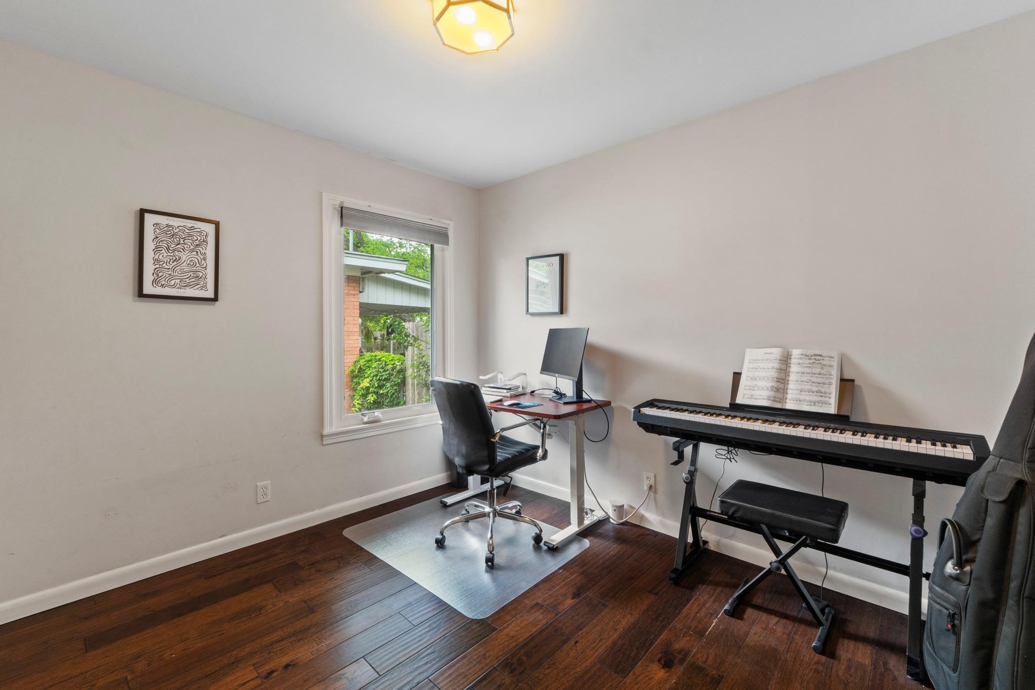 1301 Ridgemont Dr, Austin, TX 78723