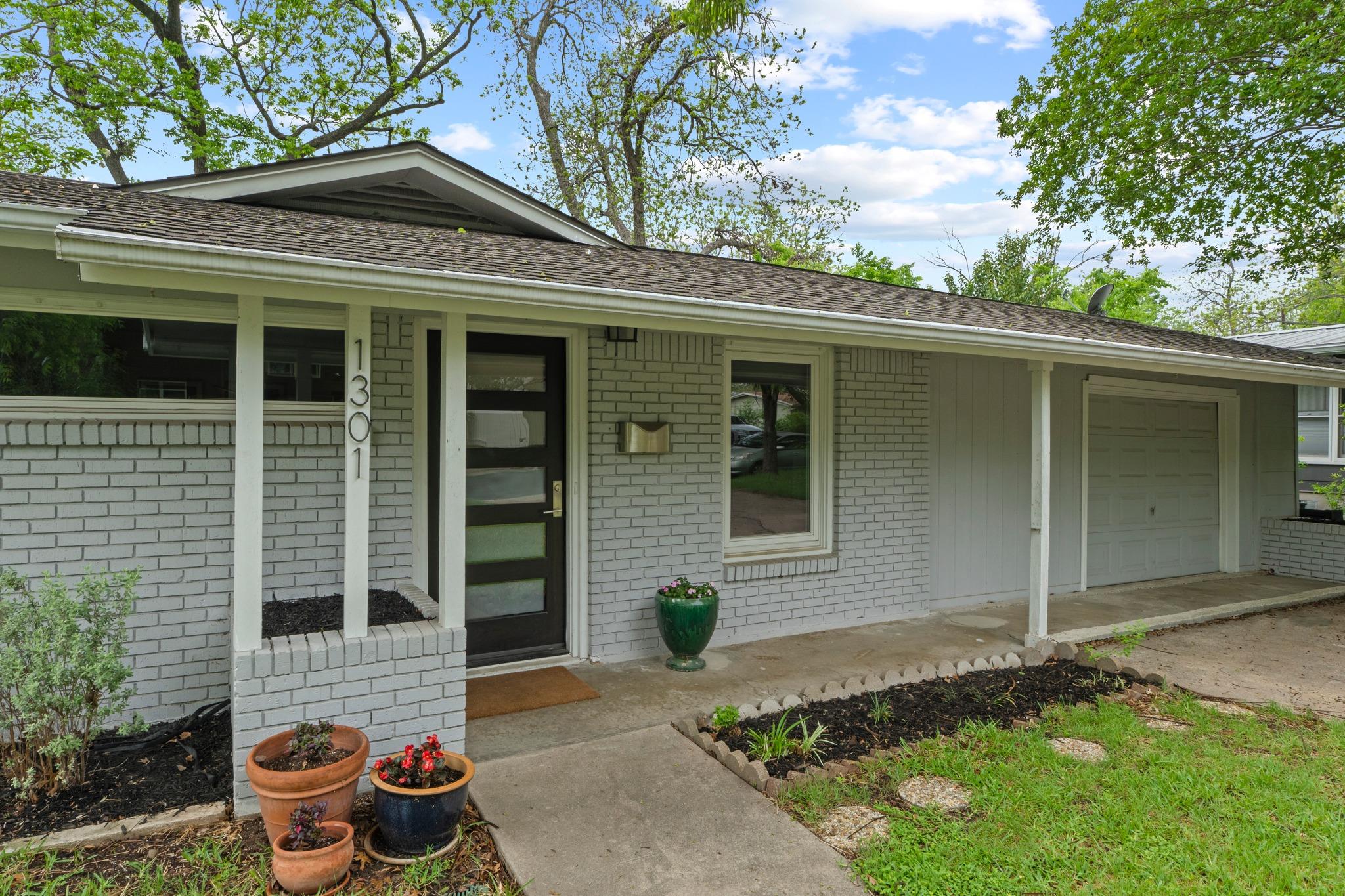 1301 Ridgemont Dr, Austin, TX 78723