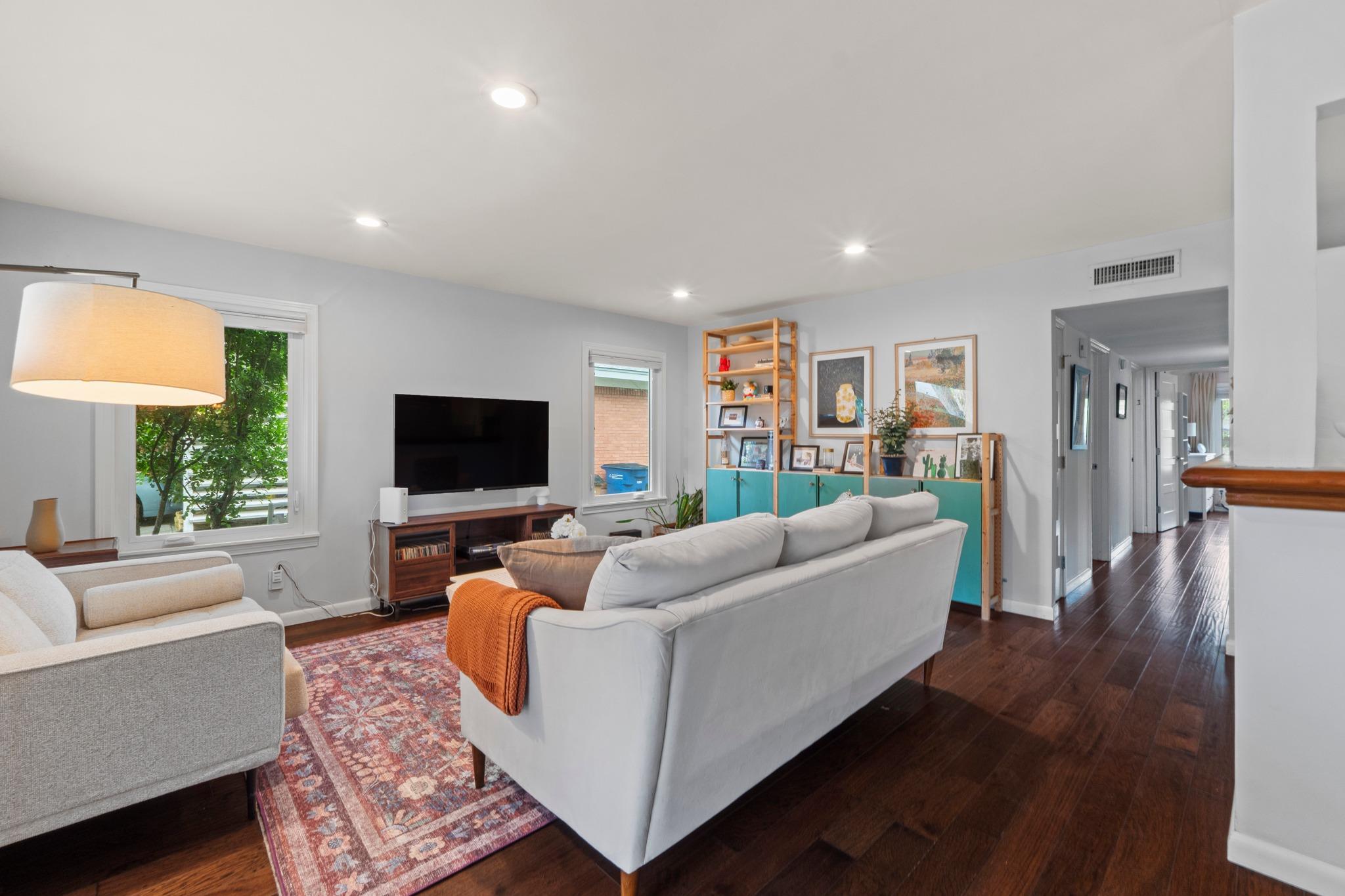 1301 Ridgemont Dr, Austin, TX 78723