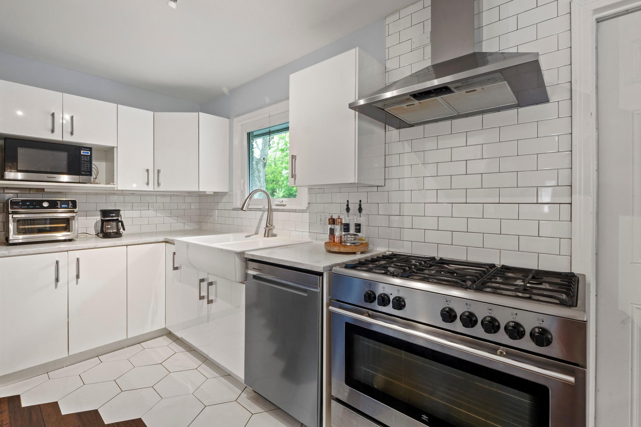 1301 Ridgemont Dr, Austin, TX 78723