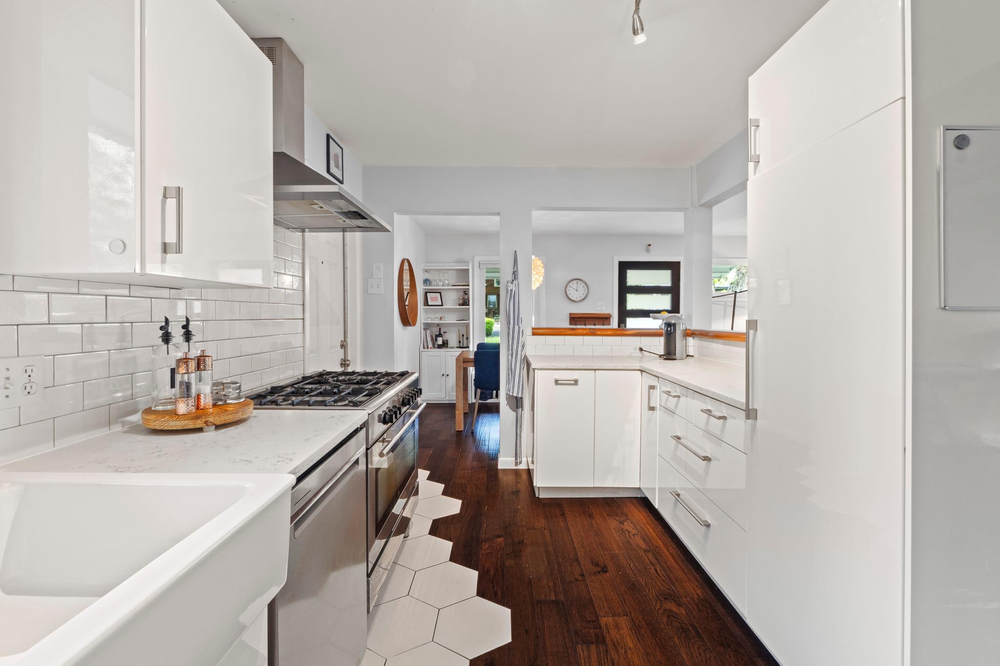 1301 Ridgemont Dr, Austin, TX 78723