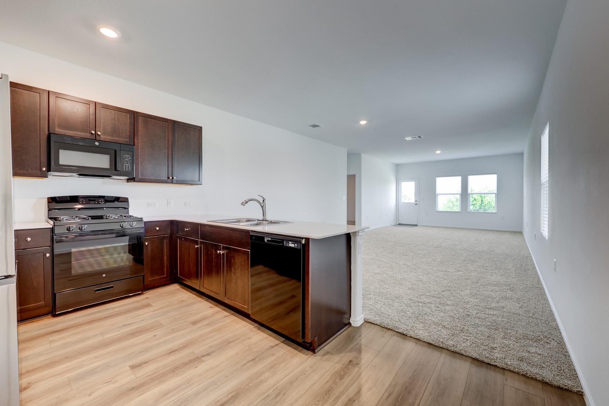 2817 Dezmond Diamond Ct, Pflugerville, TX 78660