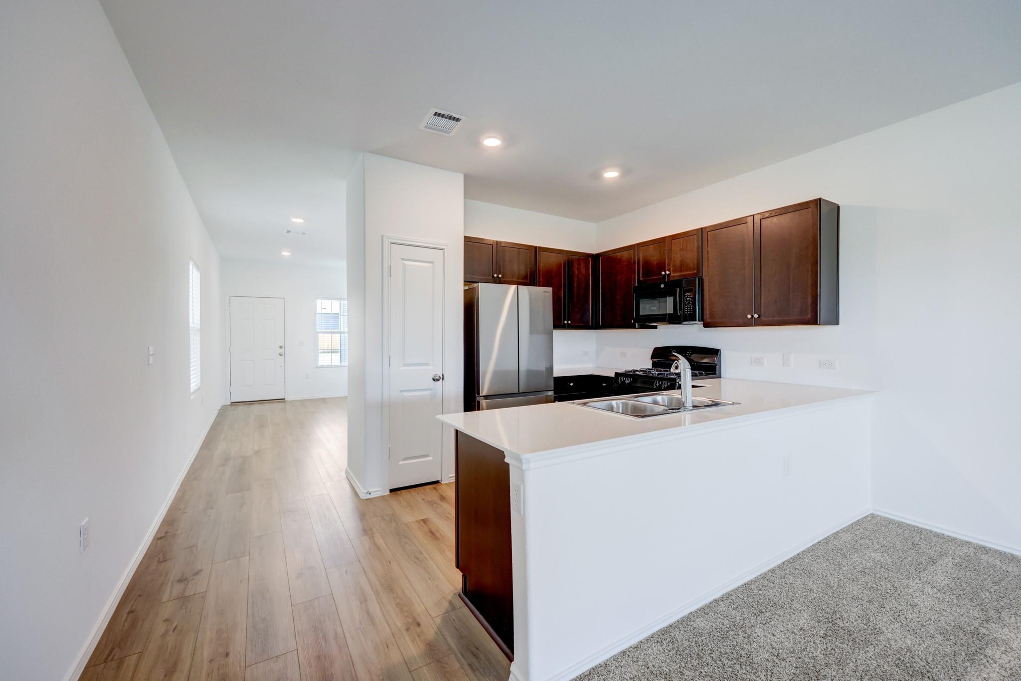 2817 Dezmond Diamond Ct, Pflugerville, TX 78660