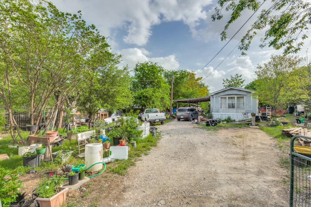 404 Quail Run, Buda, TX 78610