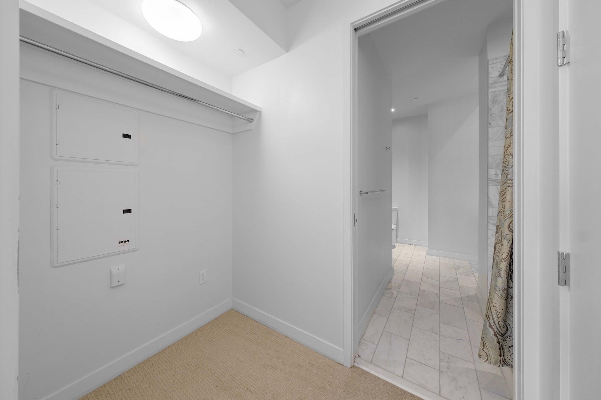 210 Lavaca St # 2608, Austin, TX 78701