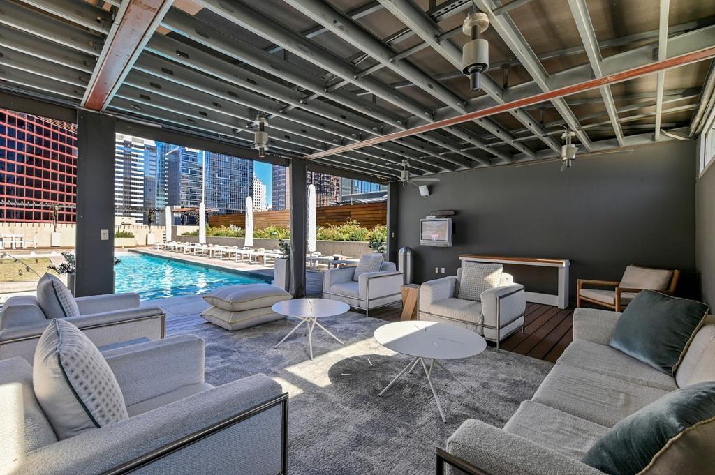 210 Lavaca St # 2608, Austin, TX 78701