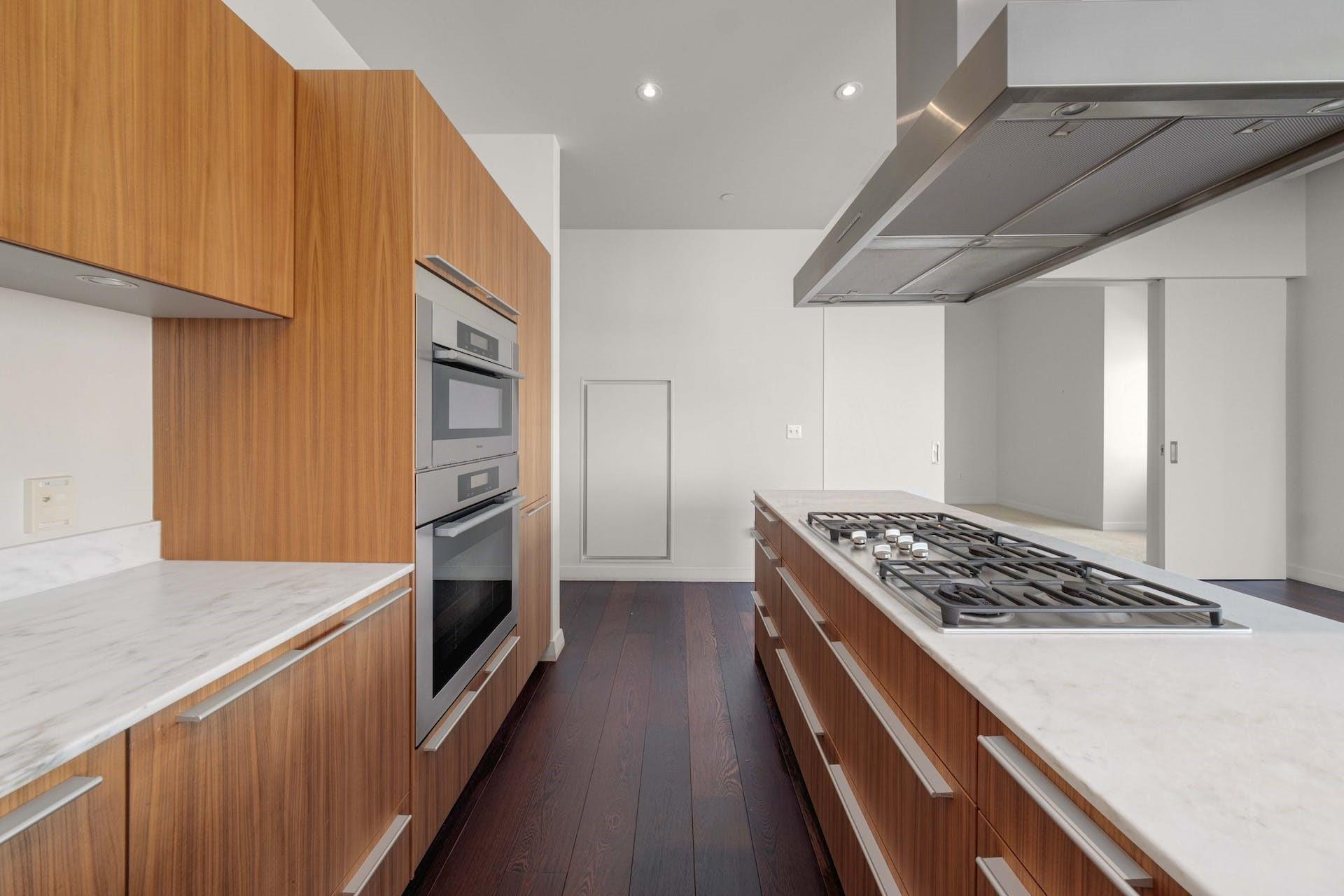 210 Lavaca St # 2608, Austin, TX 78701