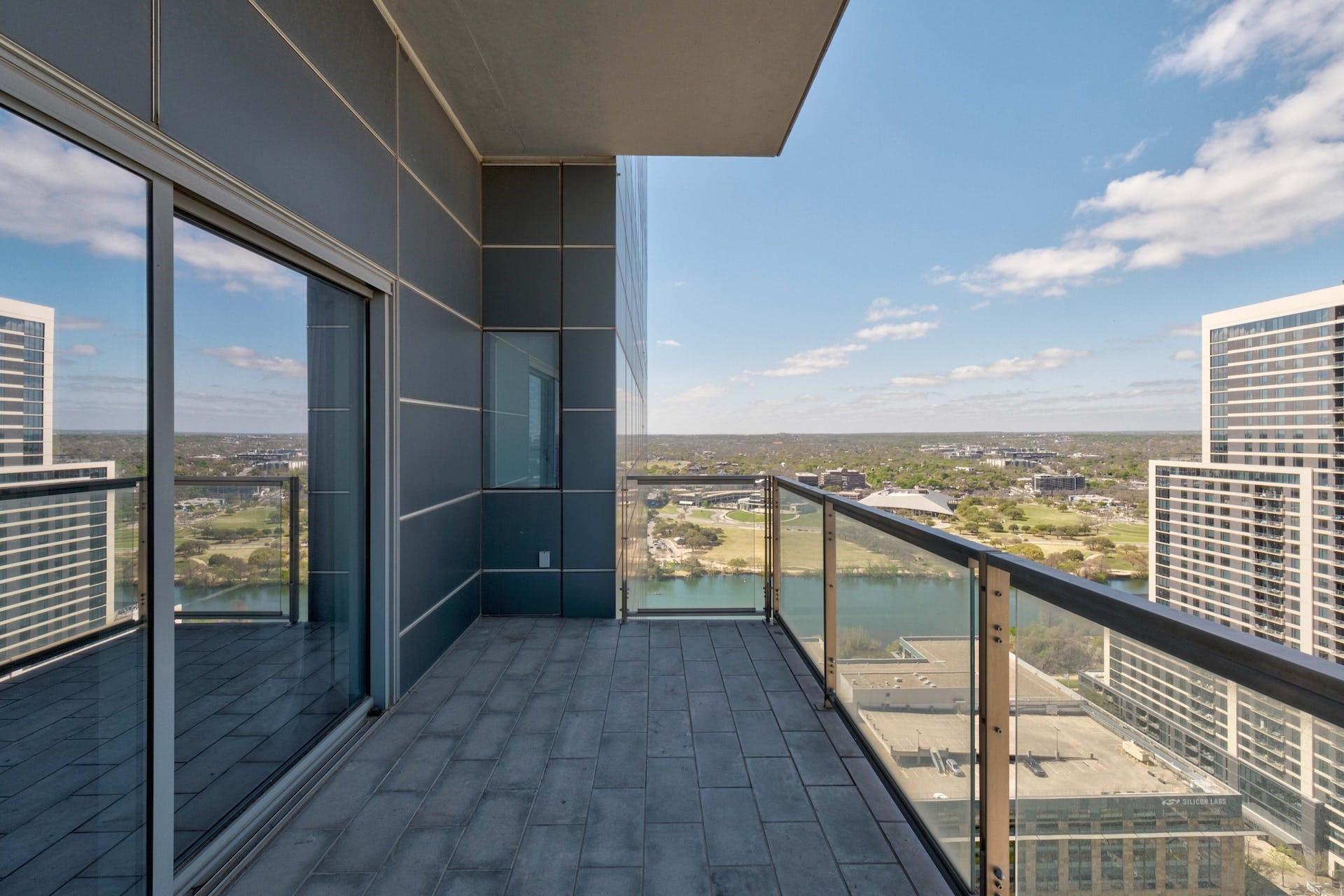 210 Lavaca St # 2608, Austin, TX 78701