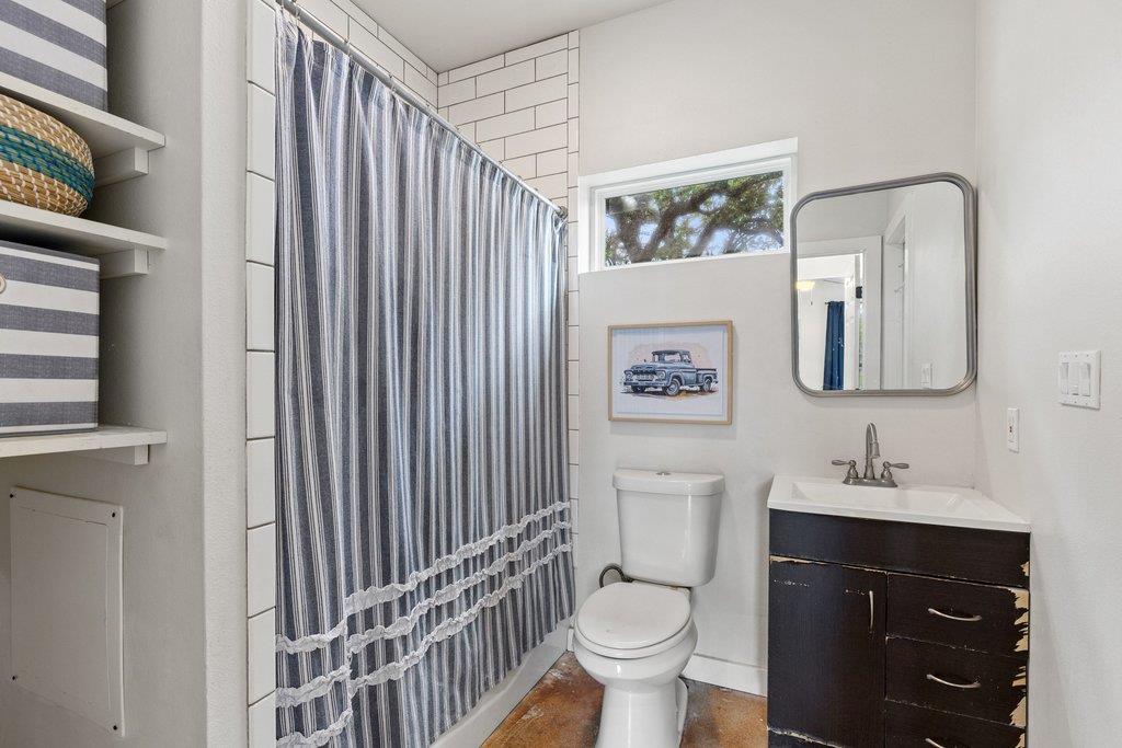 3657 Ranch Road 3232, Johnson City, TX 78636