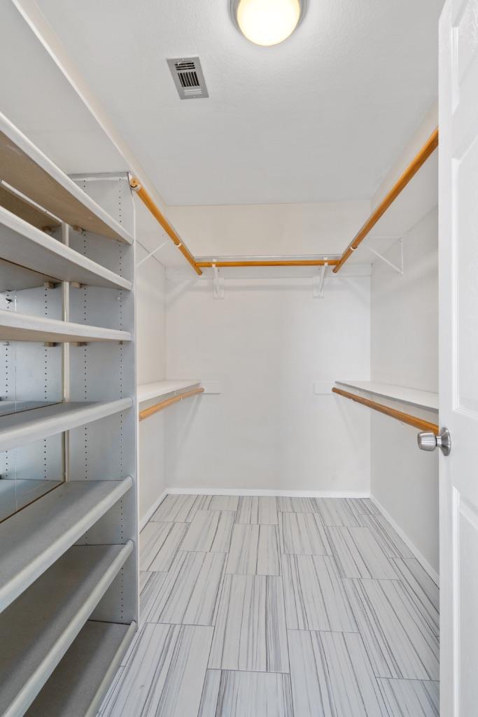 2301 Red Bird Cv, Lago Vista, TX 78645