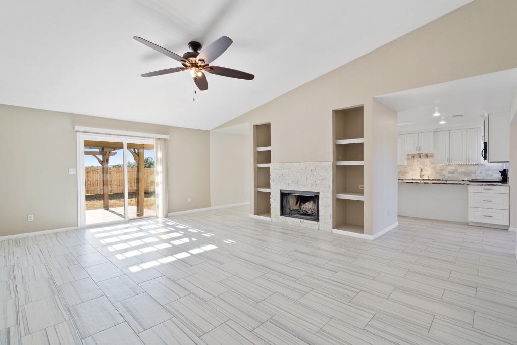 2301 Red Bird Cv, Lago Vista, TX 78645