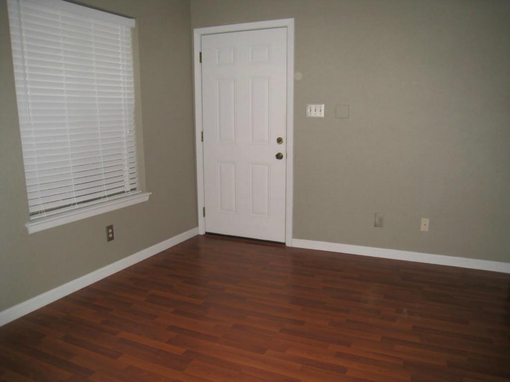 2500 Burleson Rd # 402, Austin, TX 78741