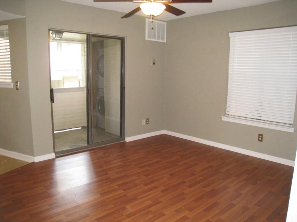 2500 Burleson Rd # 402, Austin, TX 78741