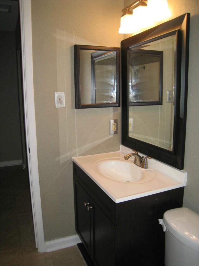 2500 Burleson Rd # 402, Austin, TX 78741