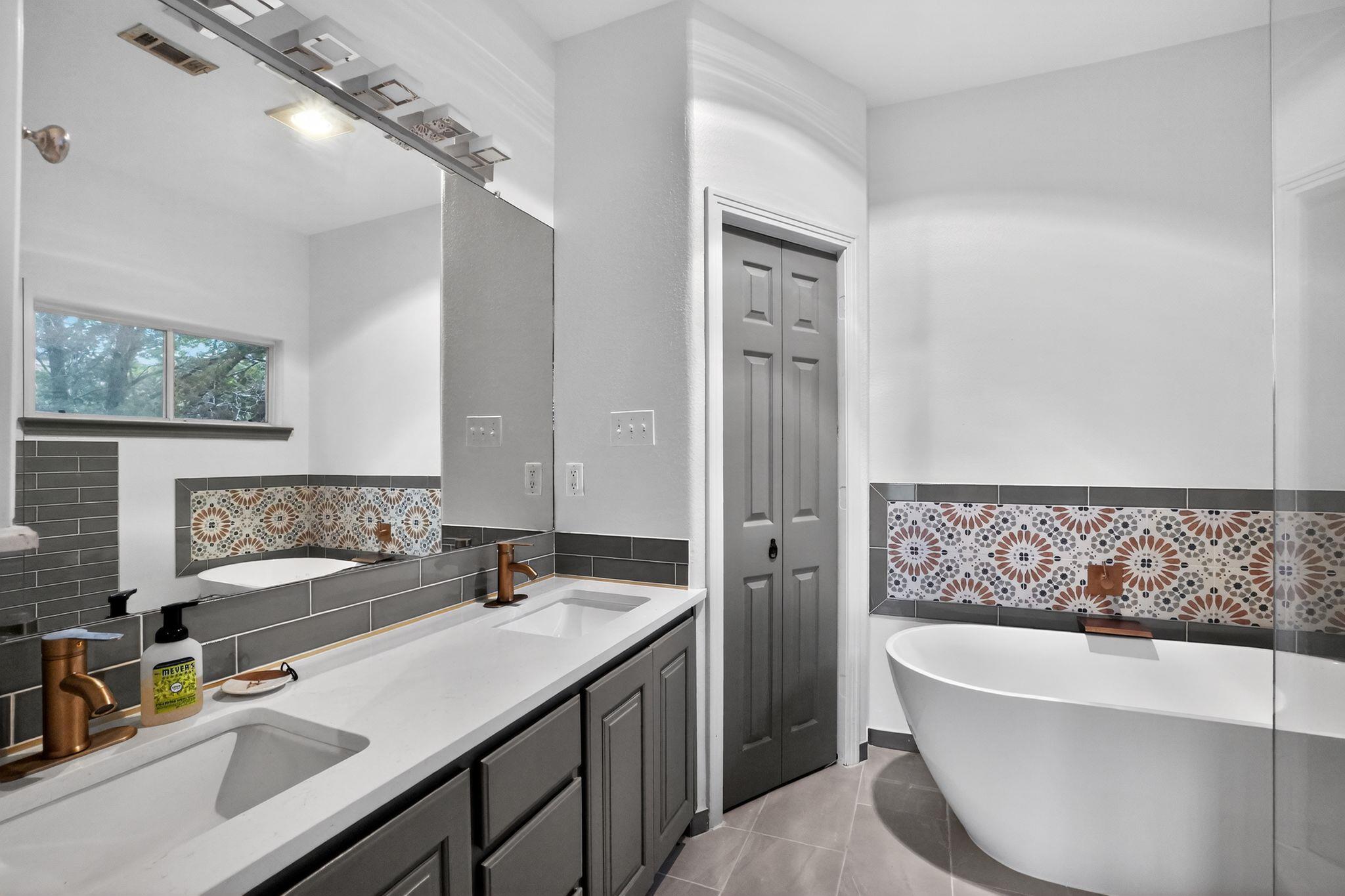 15109 S Flamingo Dr S, Austin, TX 78734