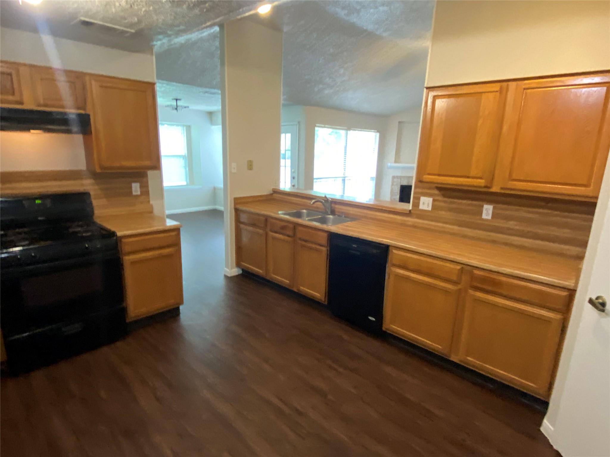 1608 Pigeon Forge Rd, Pflugerville, TX 78660