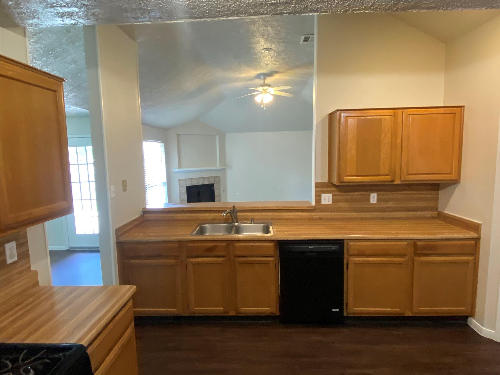 1608 Pigeon Forge Rd, Pflugerville, TX 78660