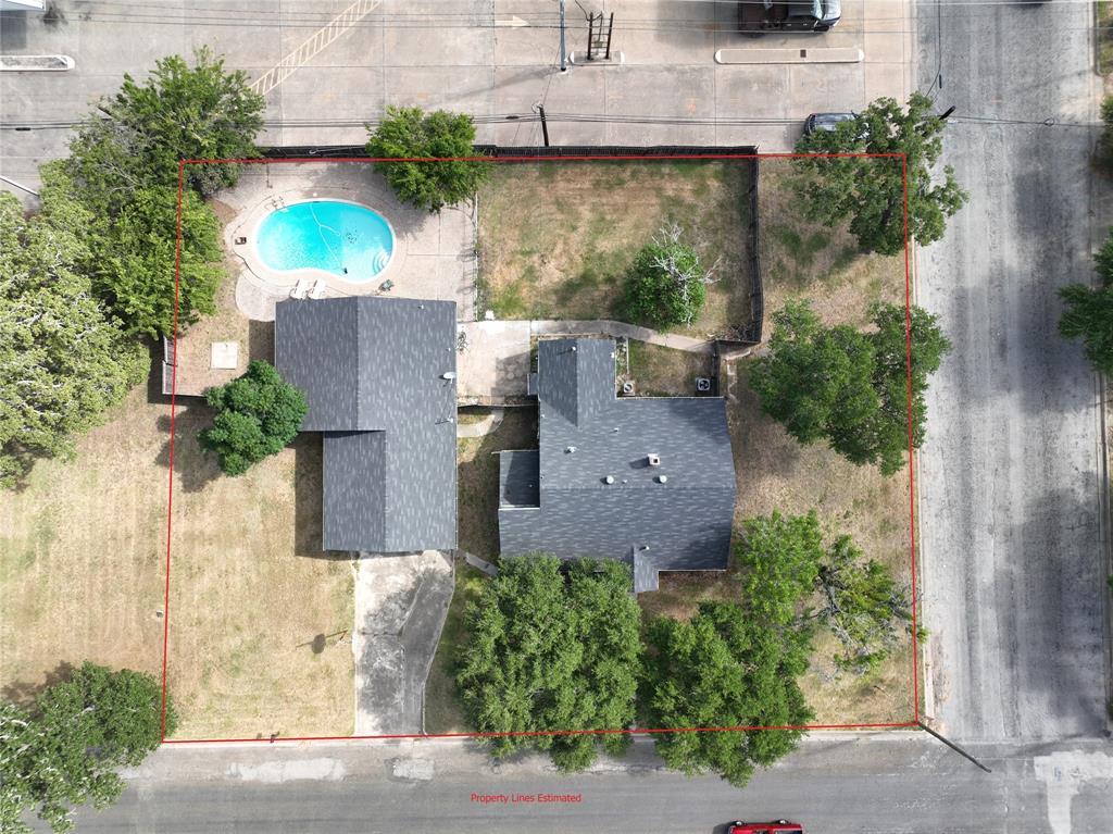 1479 E Hempstead St, Giddings, TX 78942