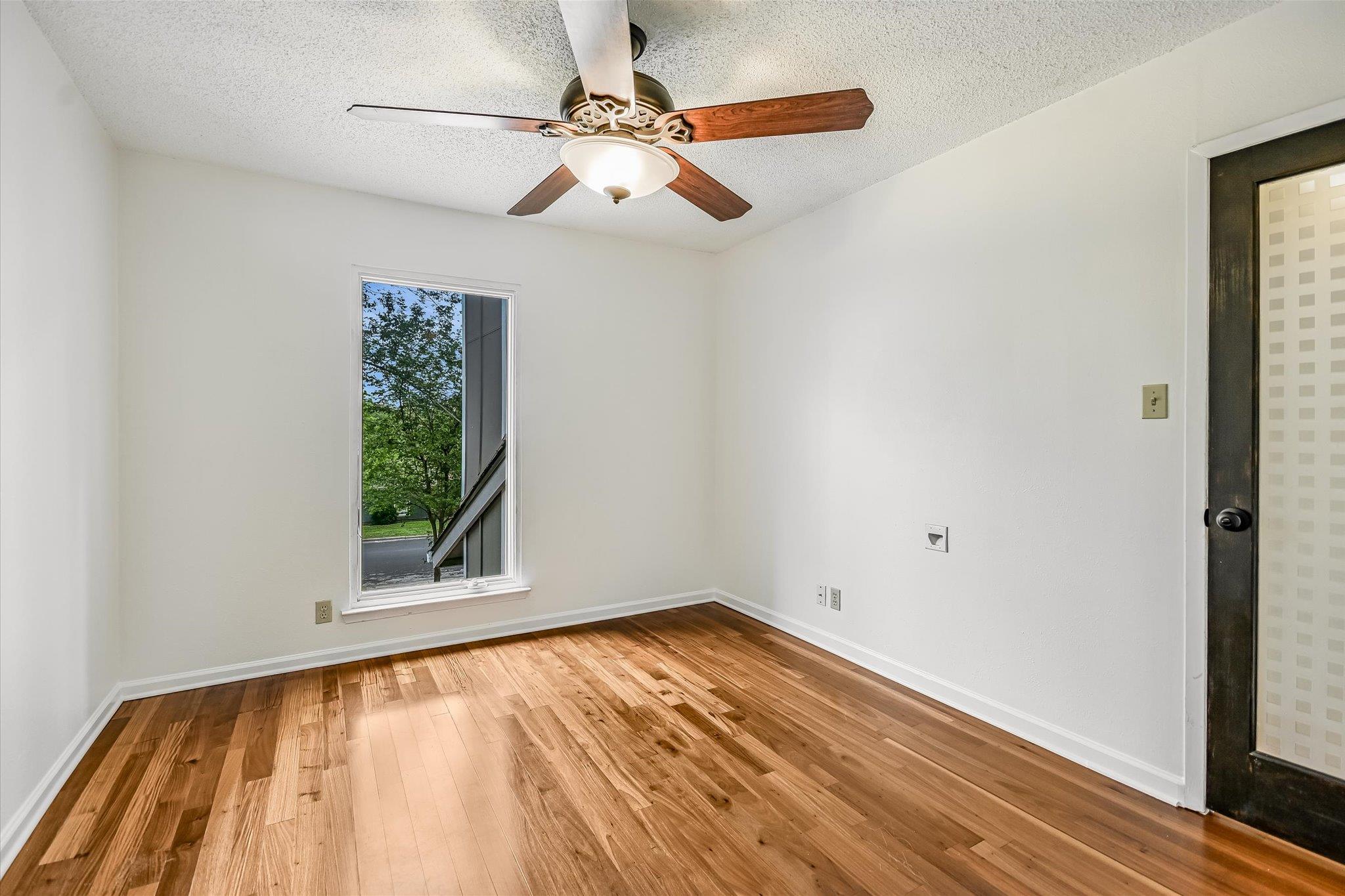 1716 Timberwood Dr, Austin, TX 78741