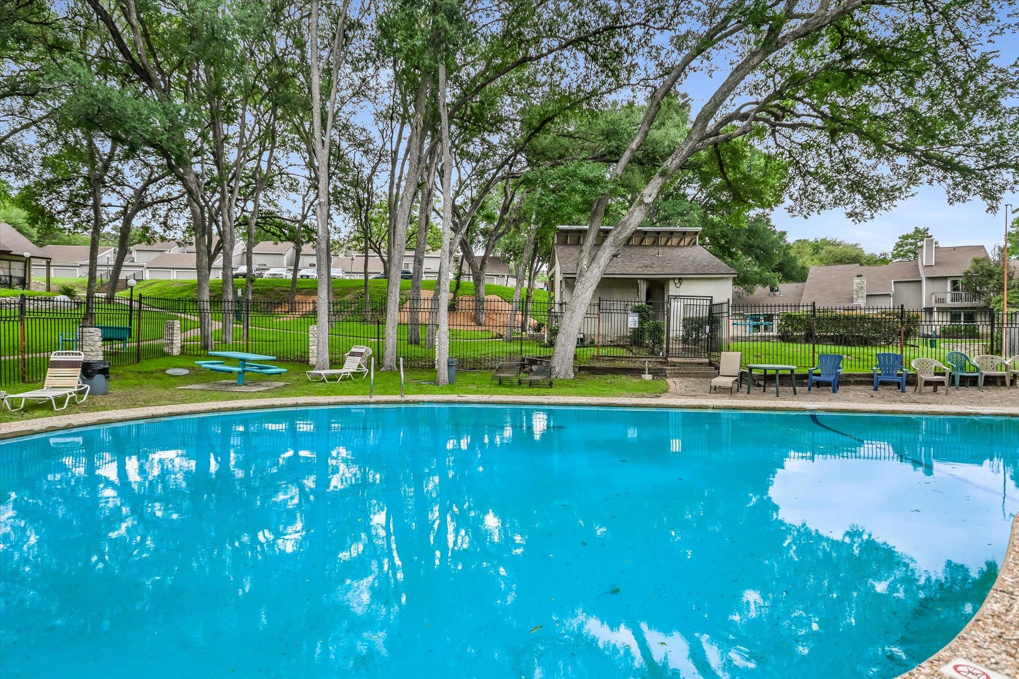 1716 Timberwood Dr, Austin, TX 78741