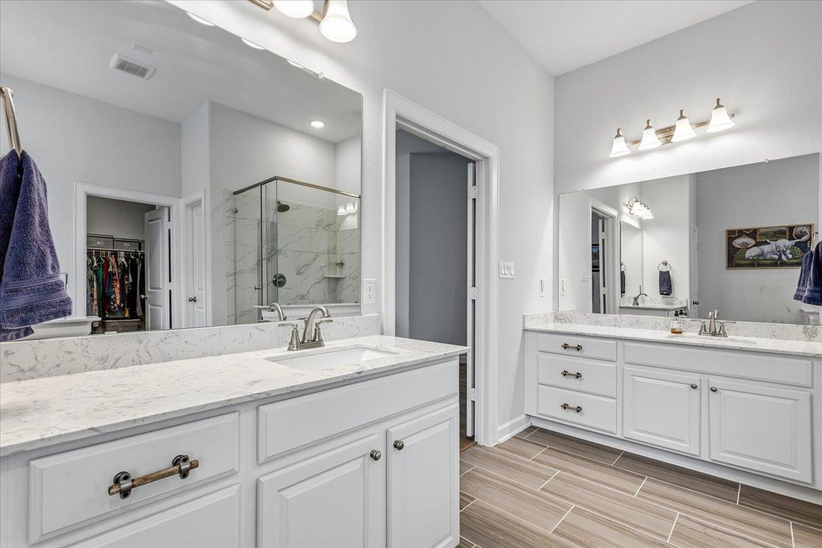 1029 Wild Pecan Loop, Buda, TX 78610