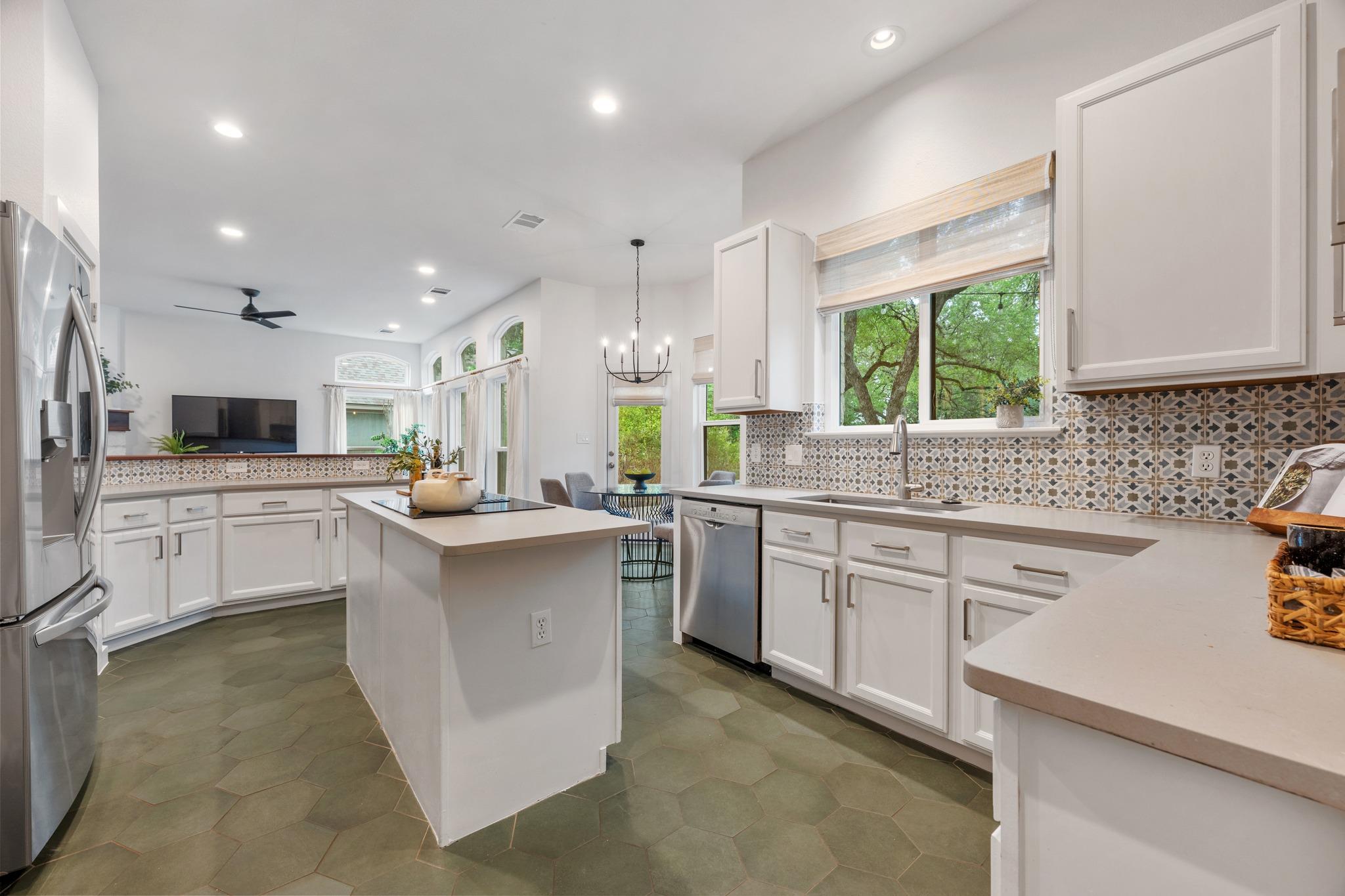 5740 Republic Of Texas Blvd, Austin, TX 78735