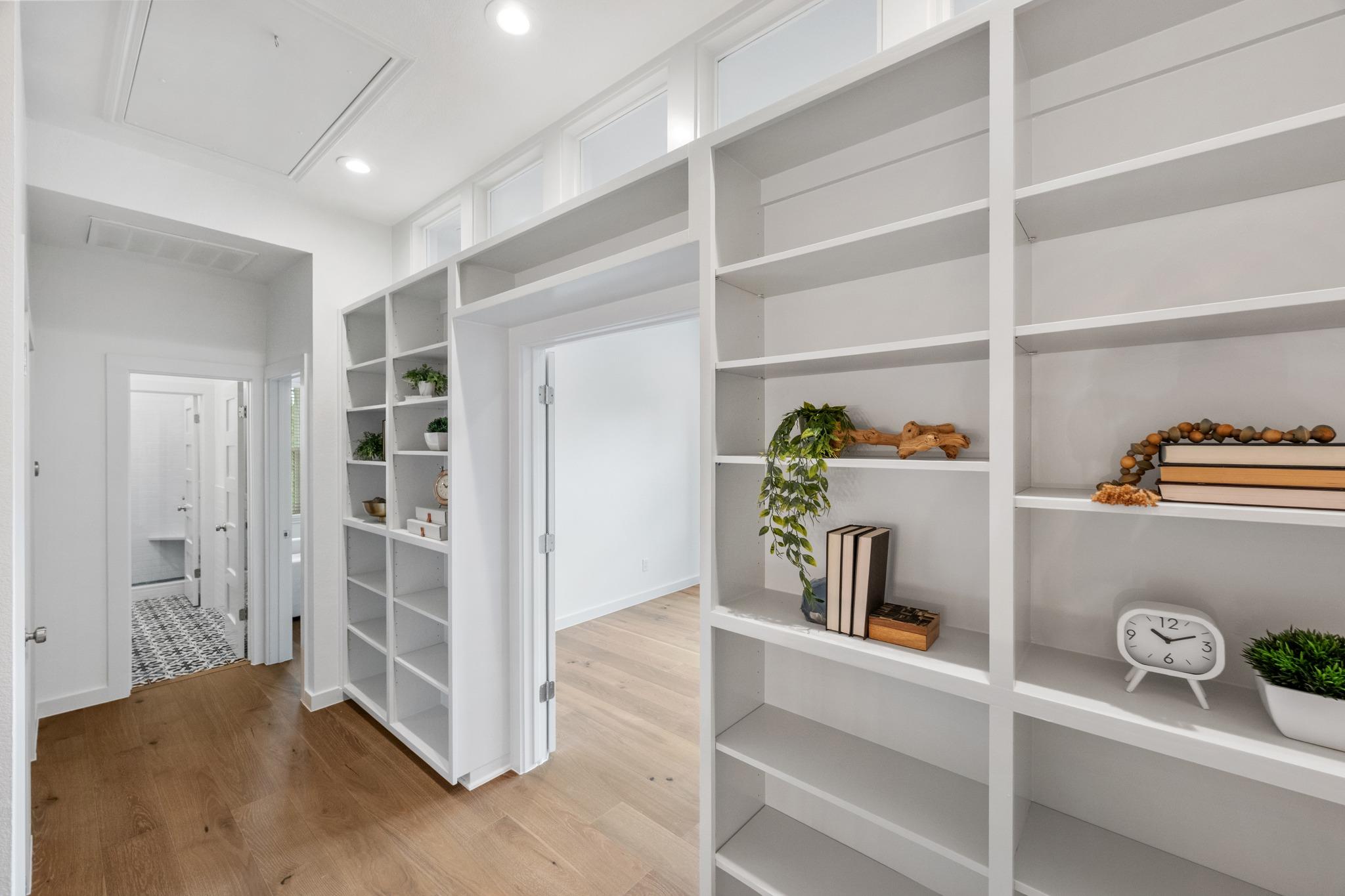 5740 Republic Of Texas Blvd, Austin, TX 78735