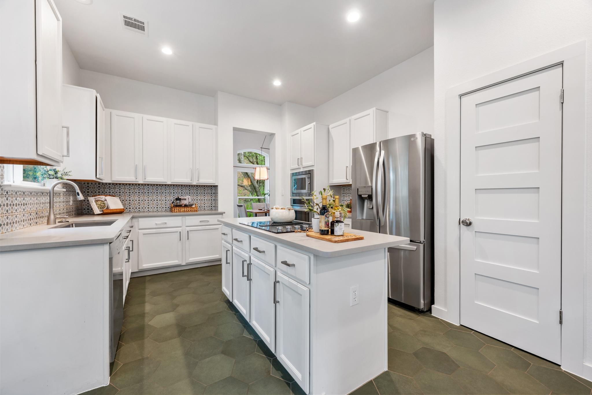 5740 Republic Of Texas Blvd, Austin, TX 78735