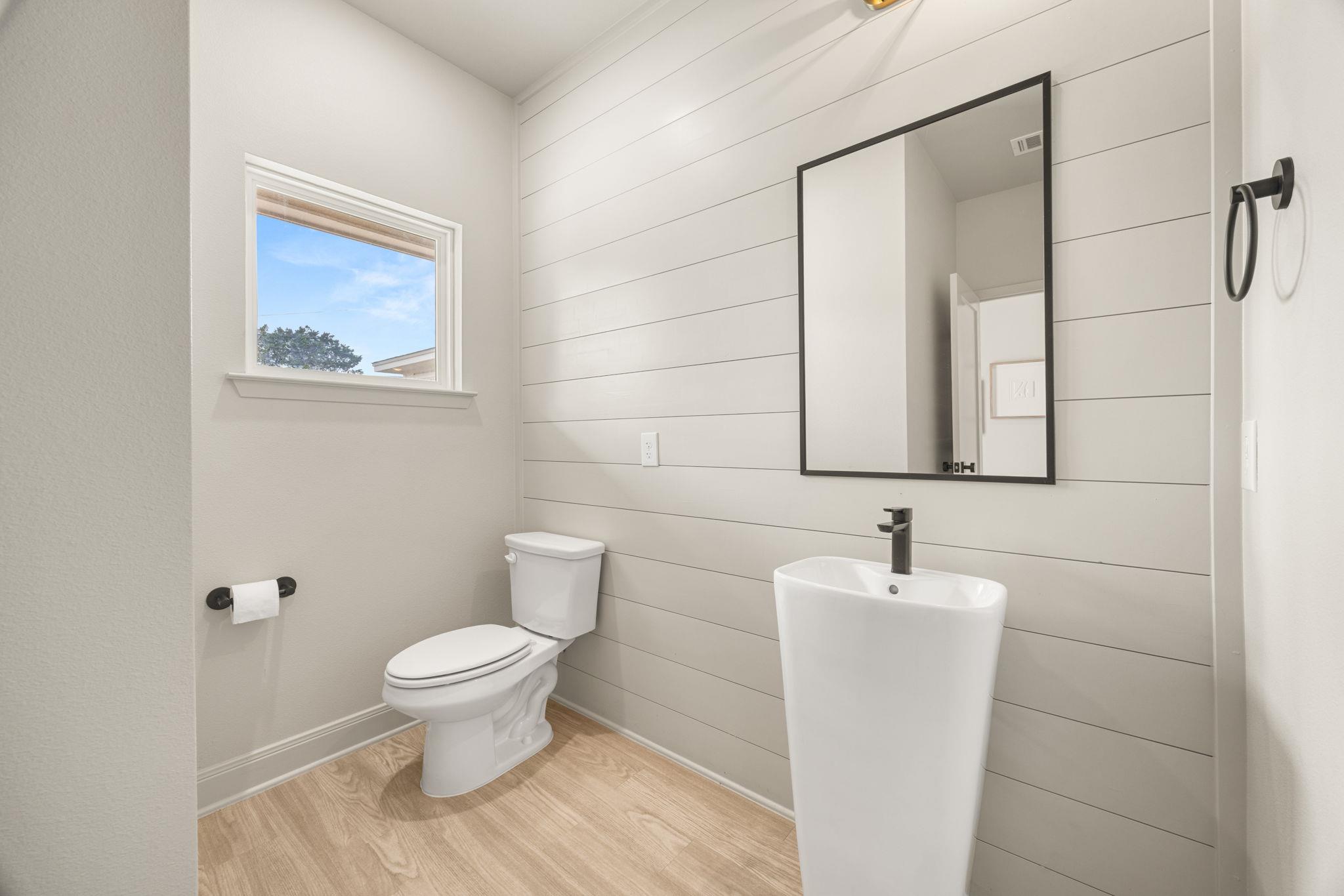 15896 Salado Dr, Temple, TX 76502