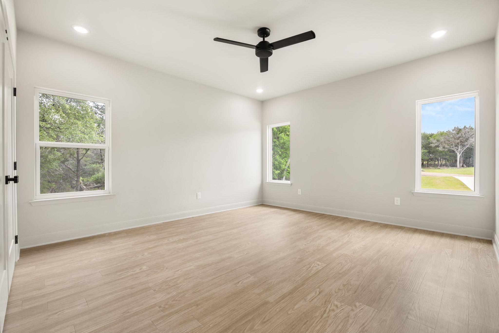 15896 Salado Dr, Temple, TX 76502