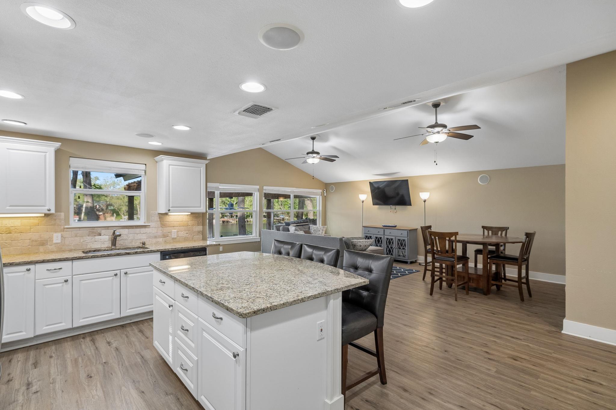 230 Lee St, Seguin, TX 78155